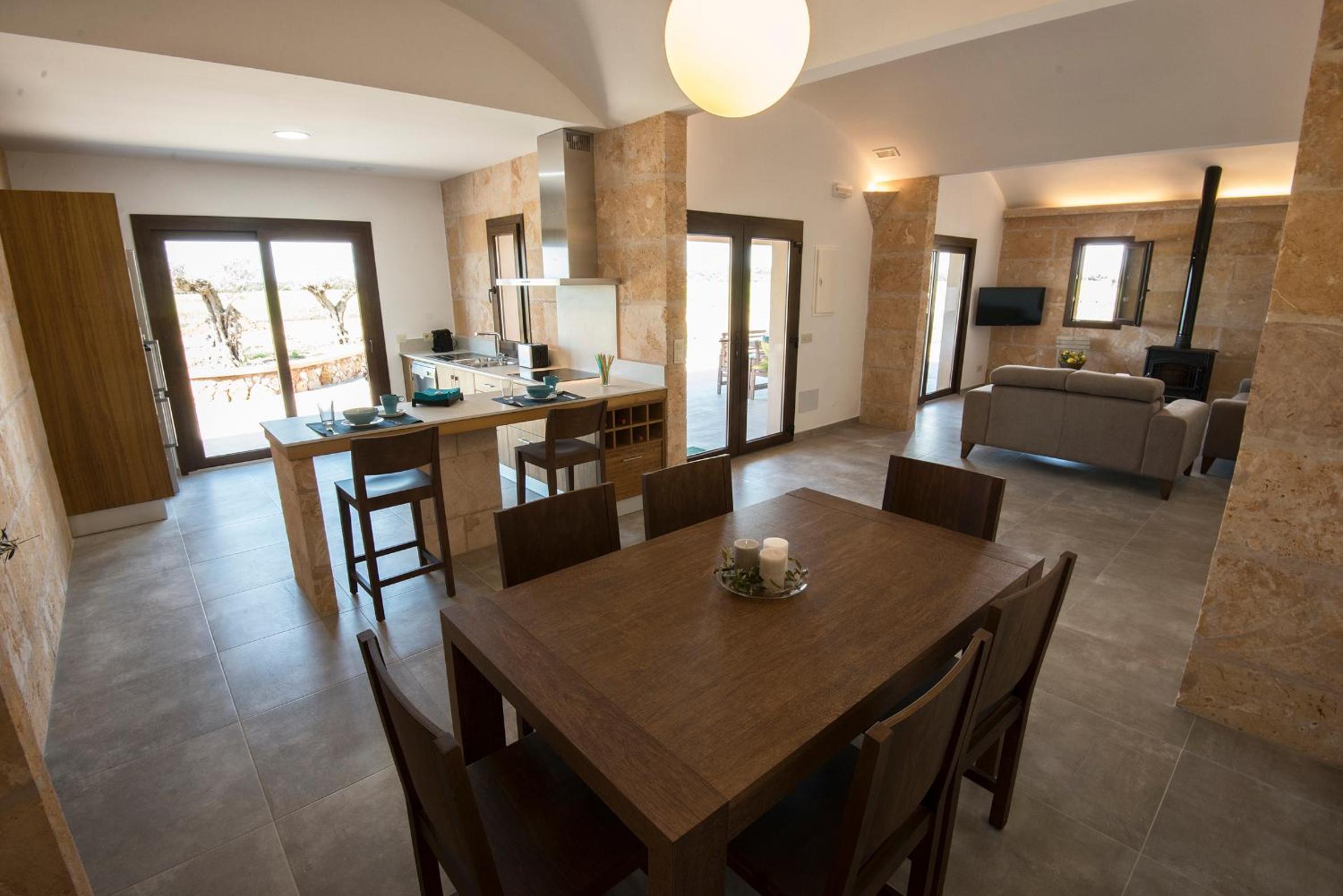 Three-Bedroom Villa photo 3