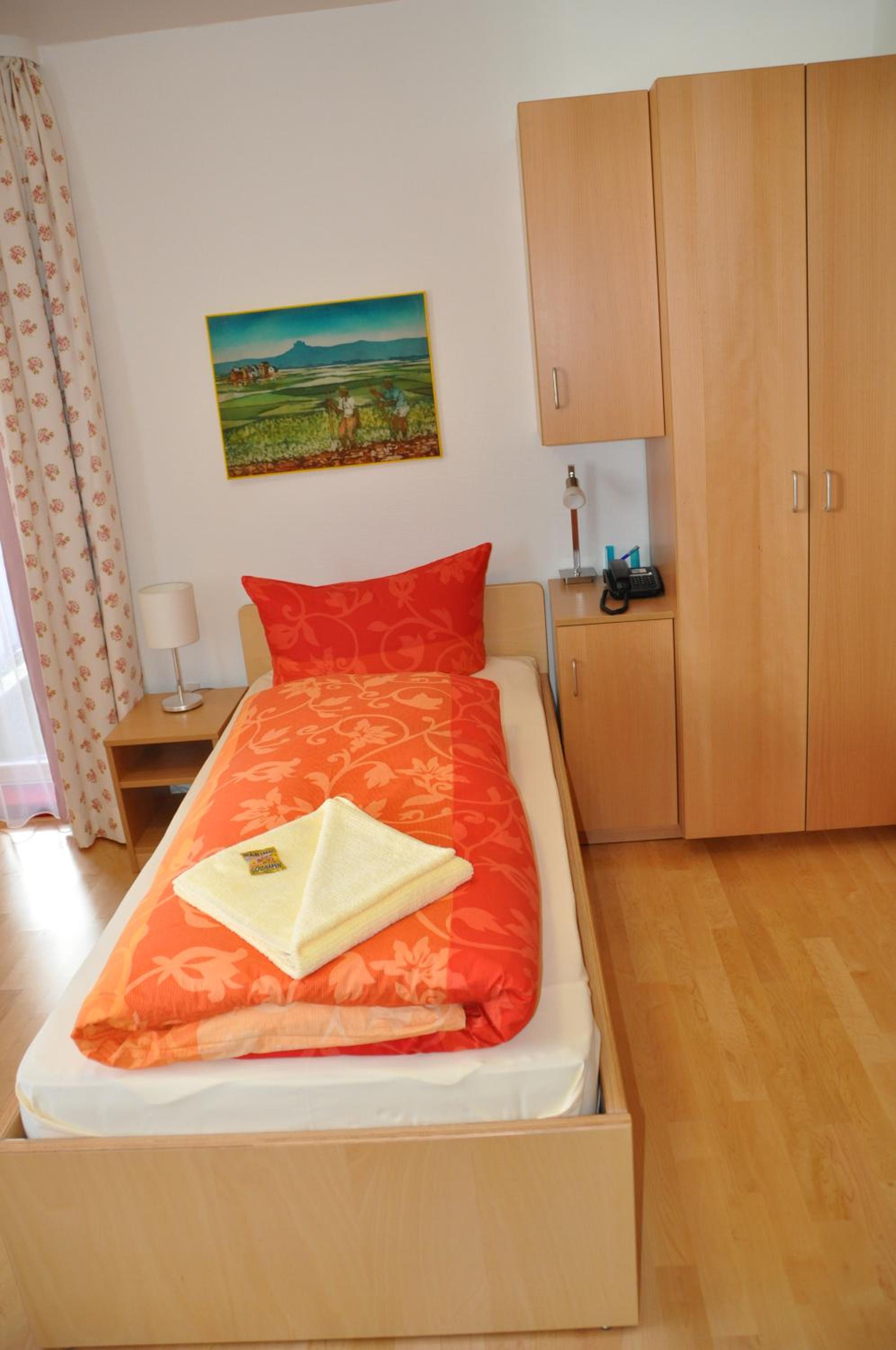 Standard Single Room photo 2