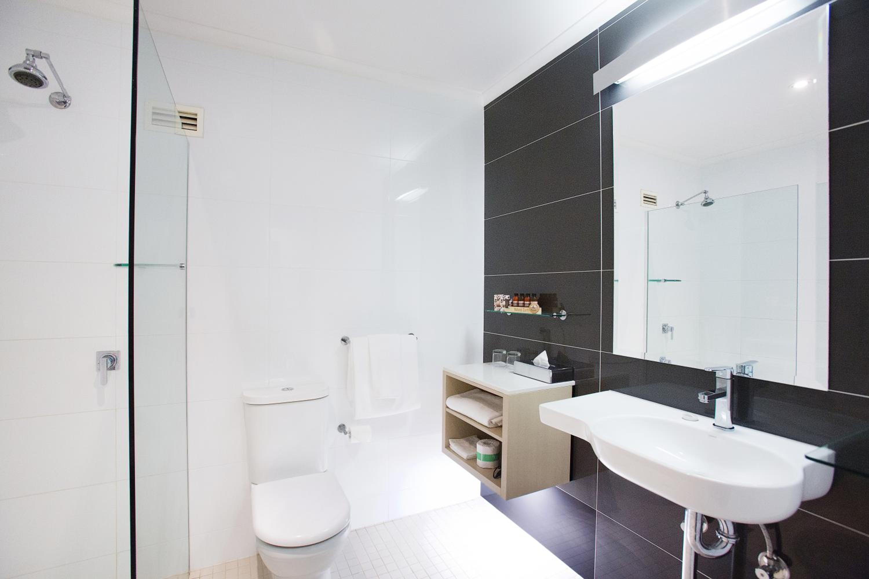 King or Twin Room - Photo 4