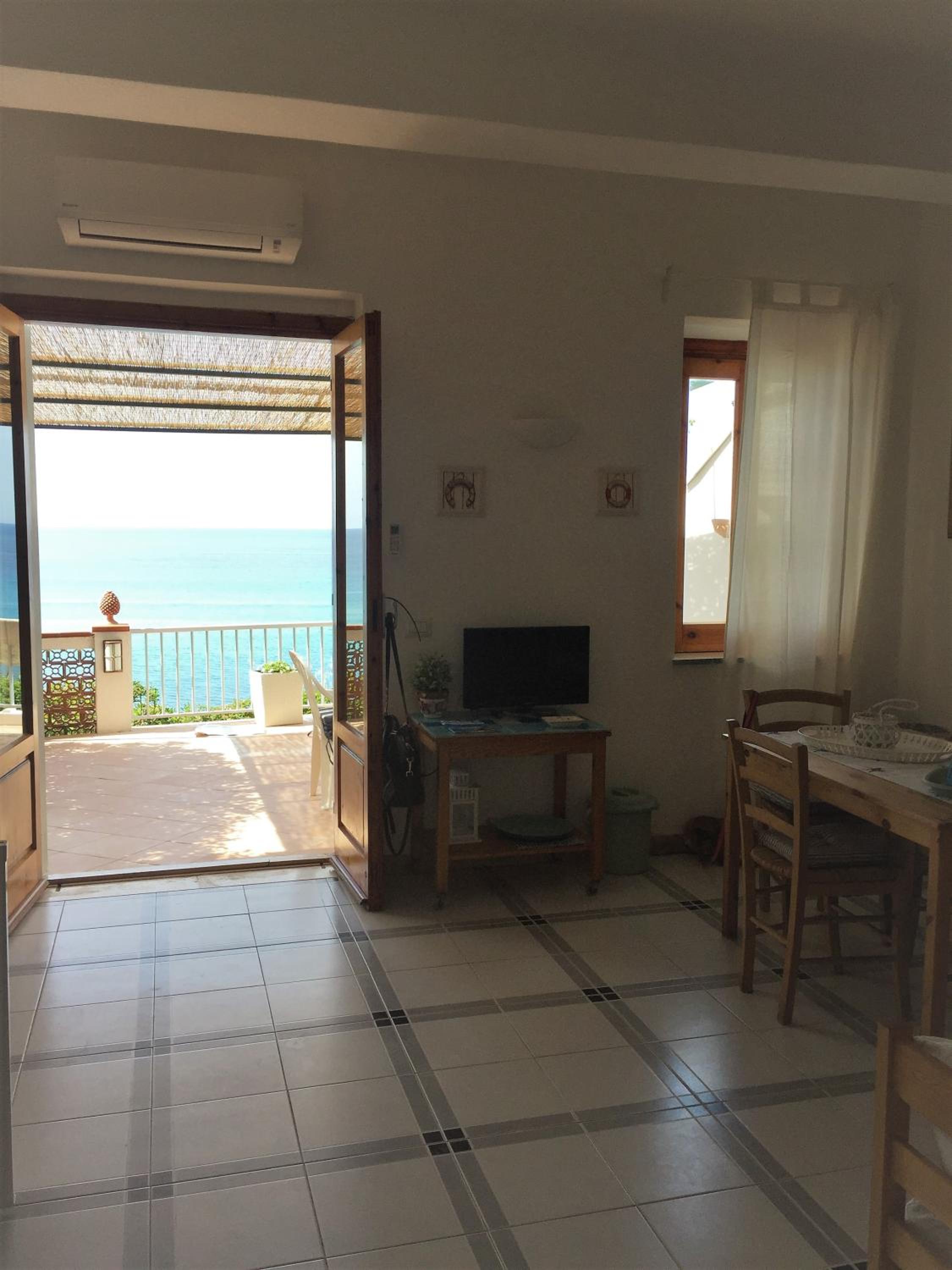 Apartment With Sea View