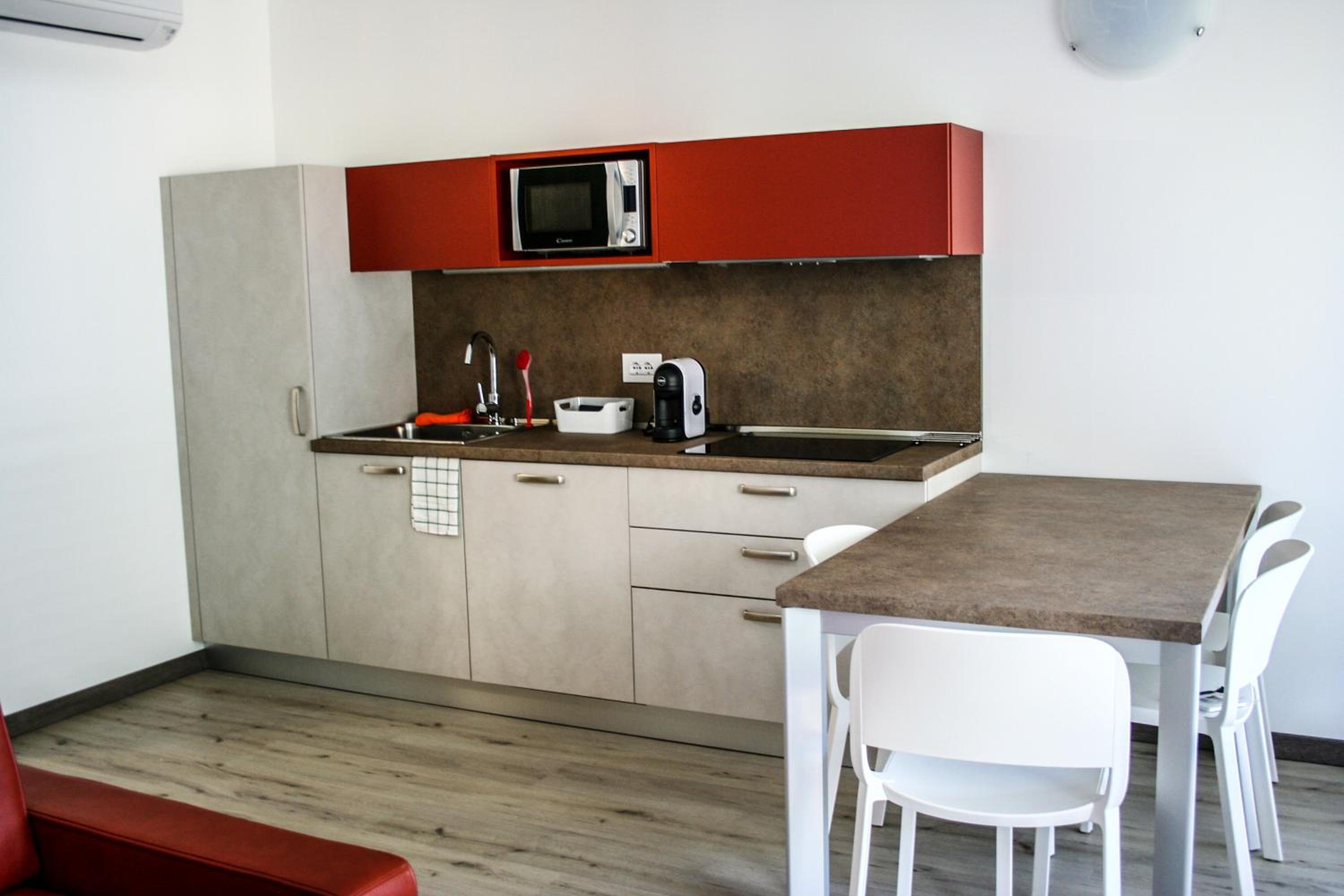 Apartment - Photo 2