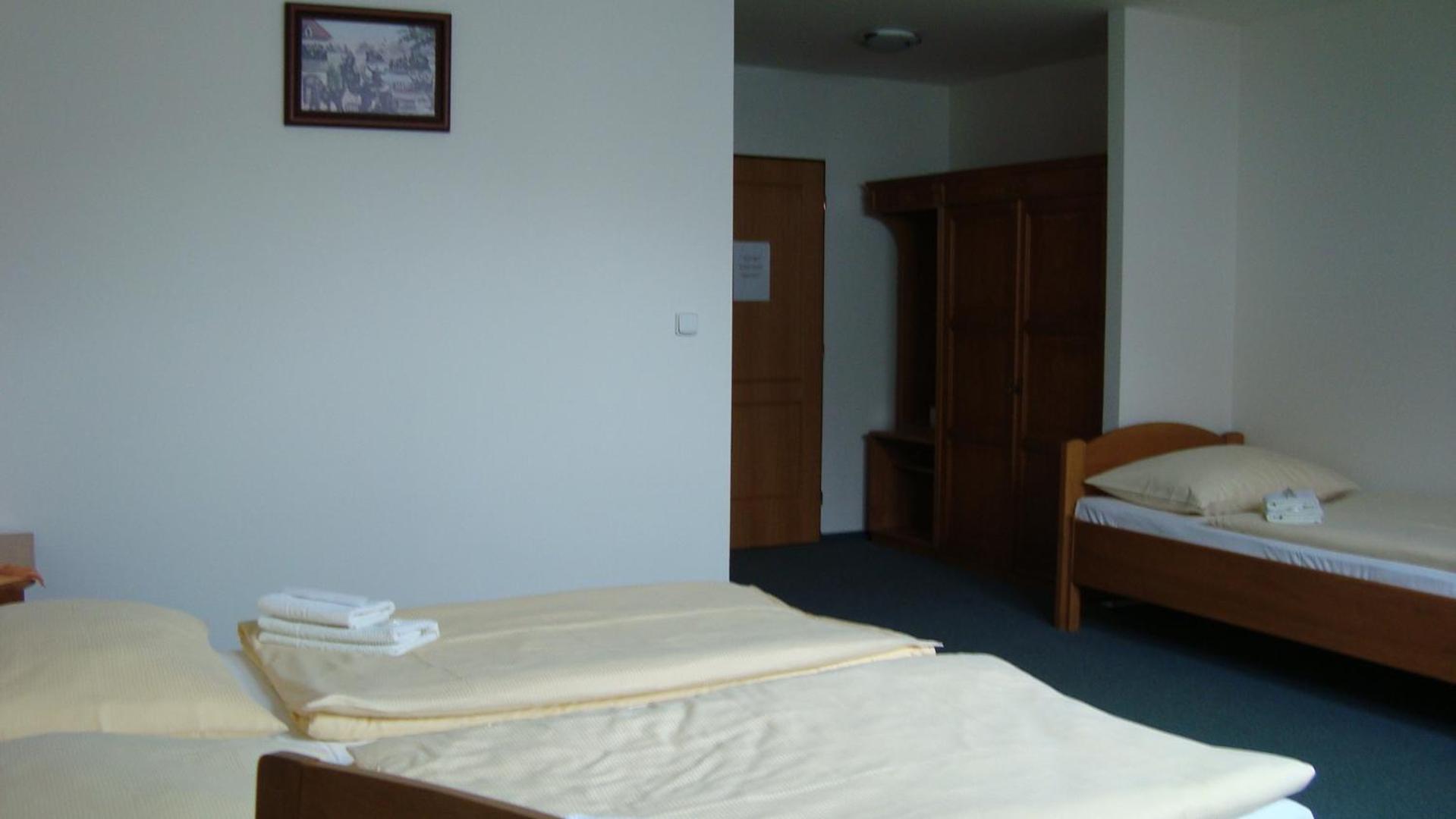 Triple Room - Photo 1