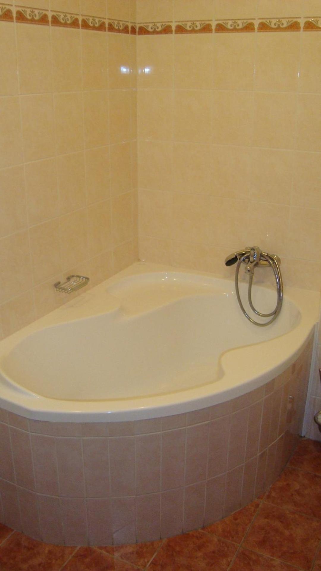 Double or Twin Room - Photo 7