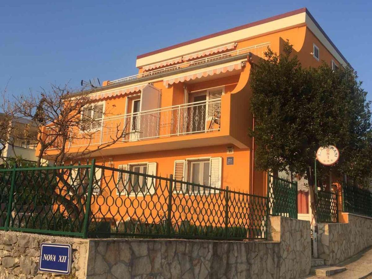 Two-Bedroom Apartment with Balcony photo 2