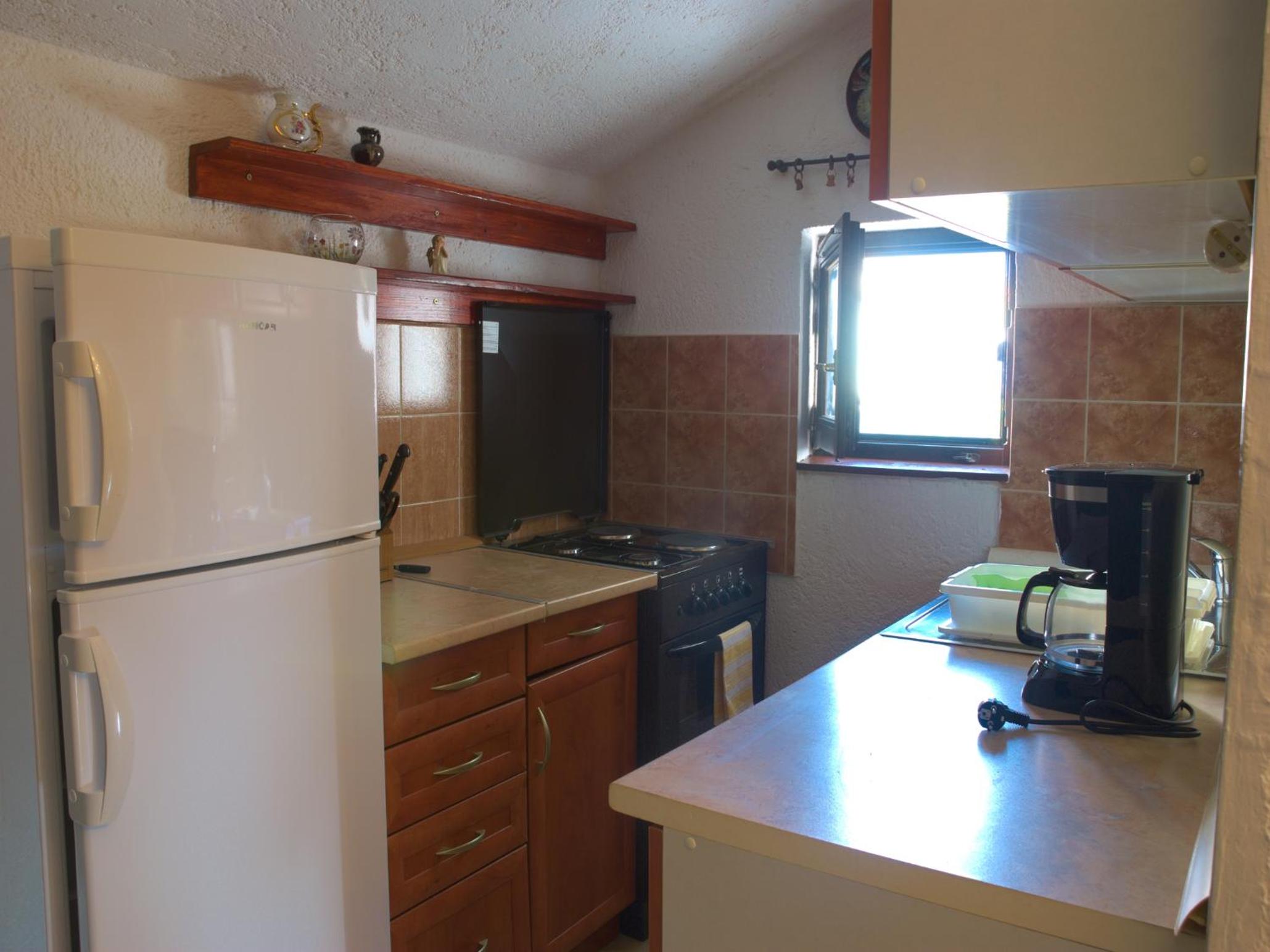 Apartment with Garden View - Photo 6