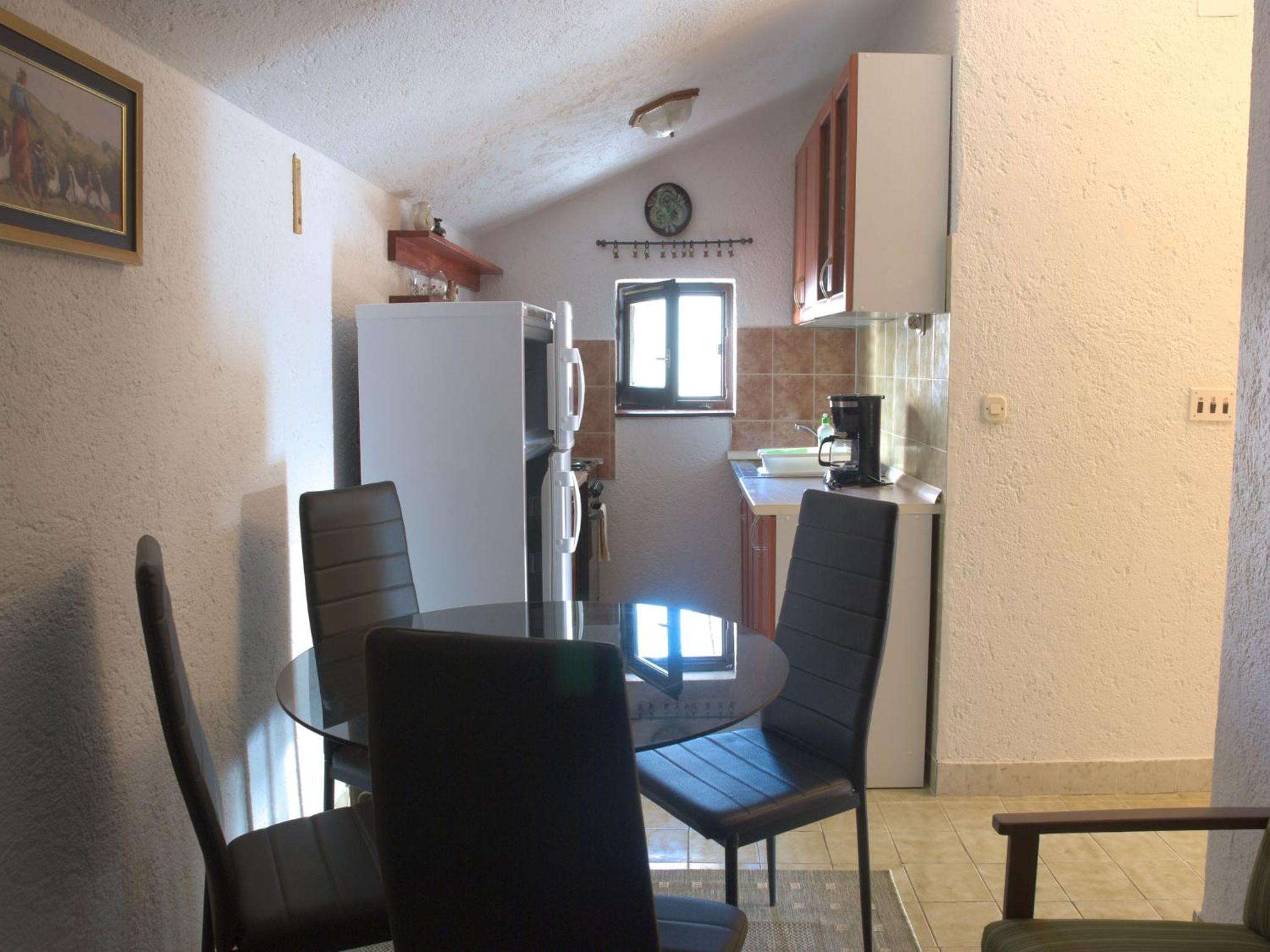 Apartment with Garden View - Photo 7