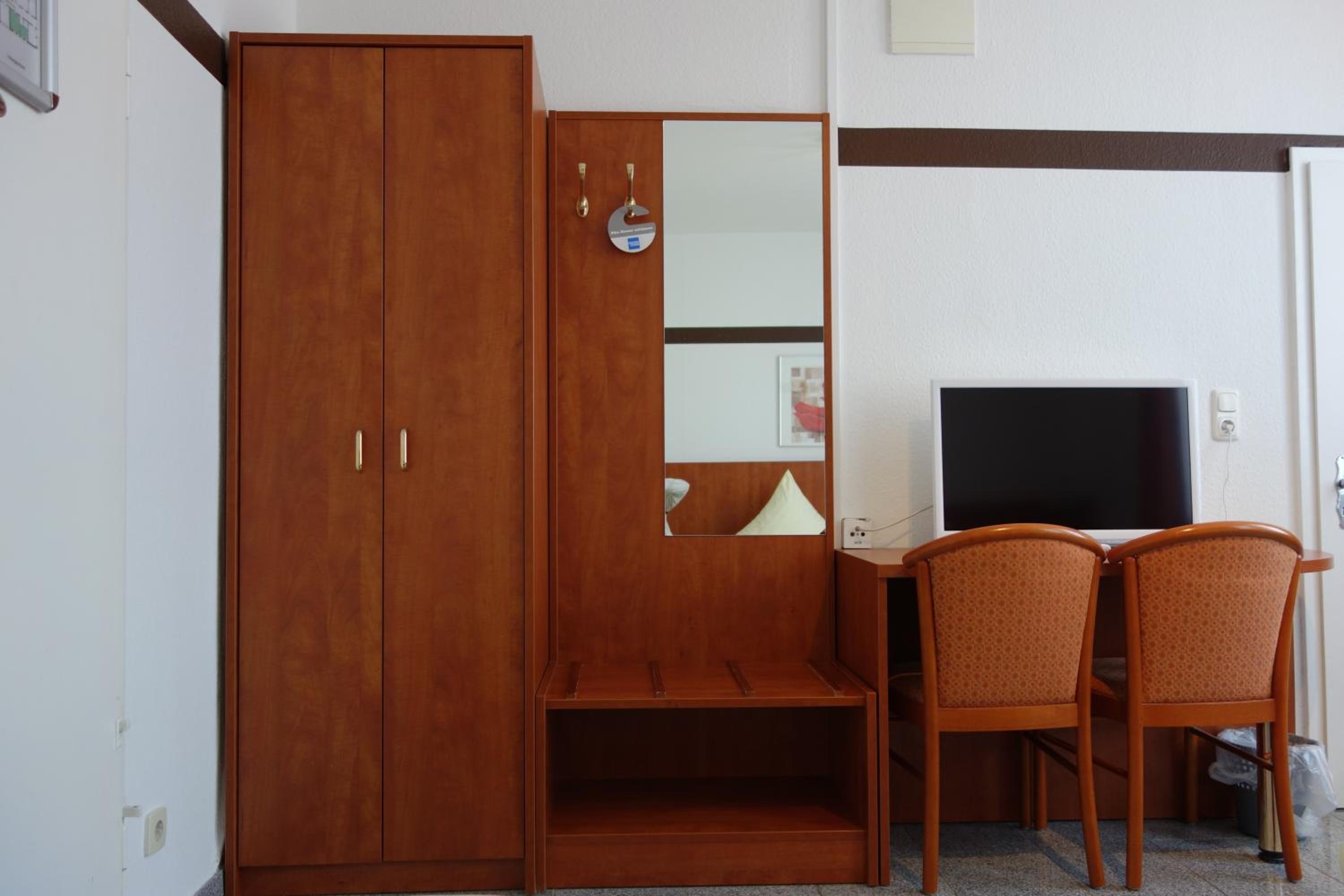 Triple Room - Photo 6
