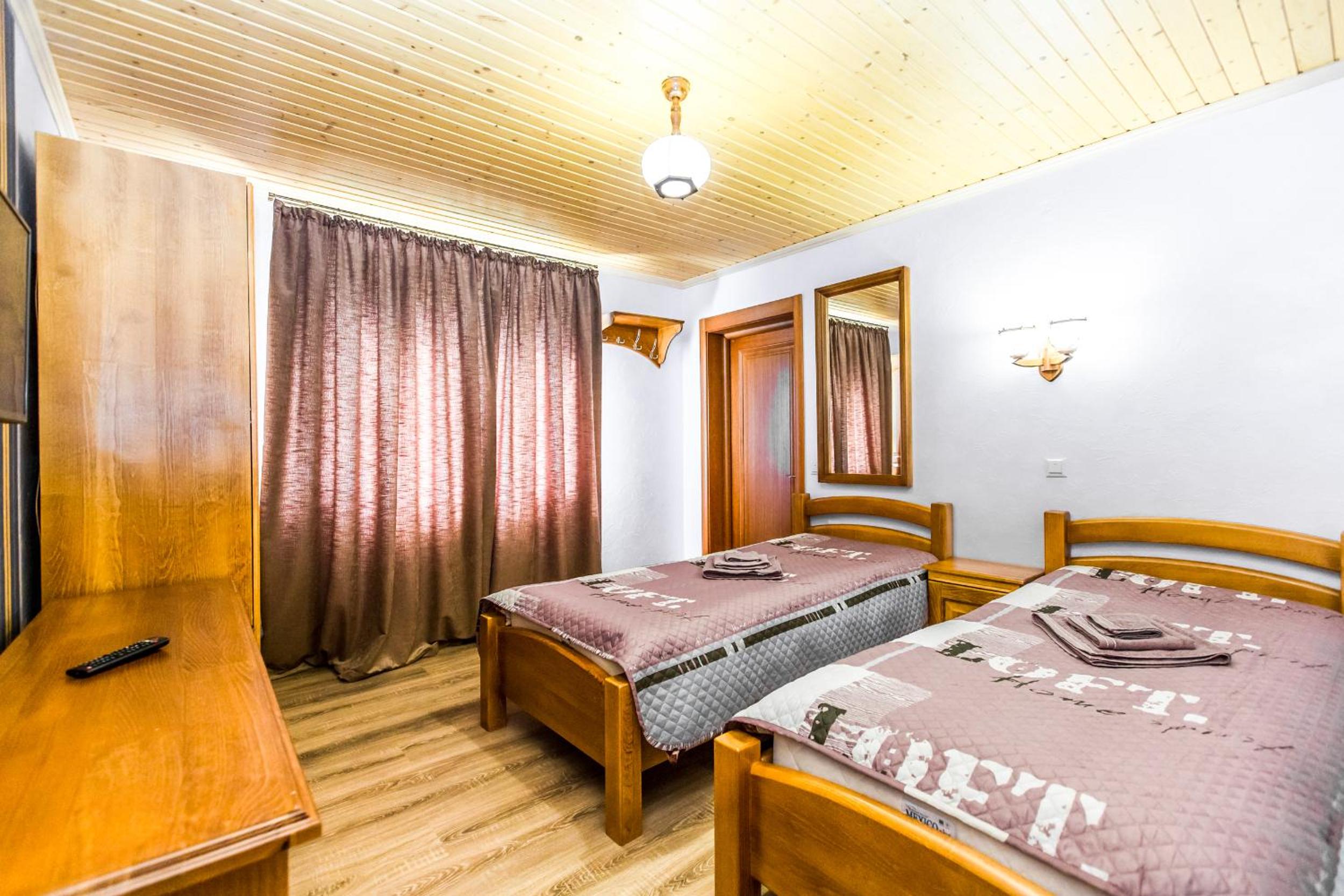 Large Twin Room