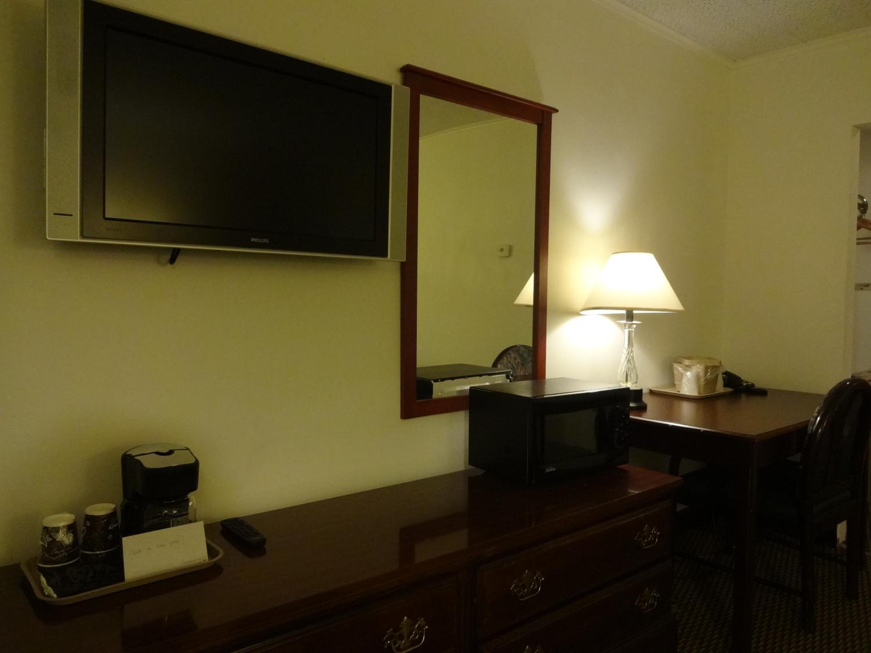 Double Room with Two Double Beds - Non-Smoking photo 1