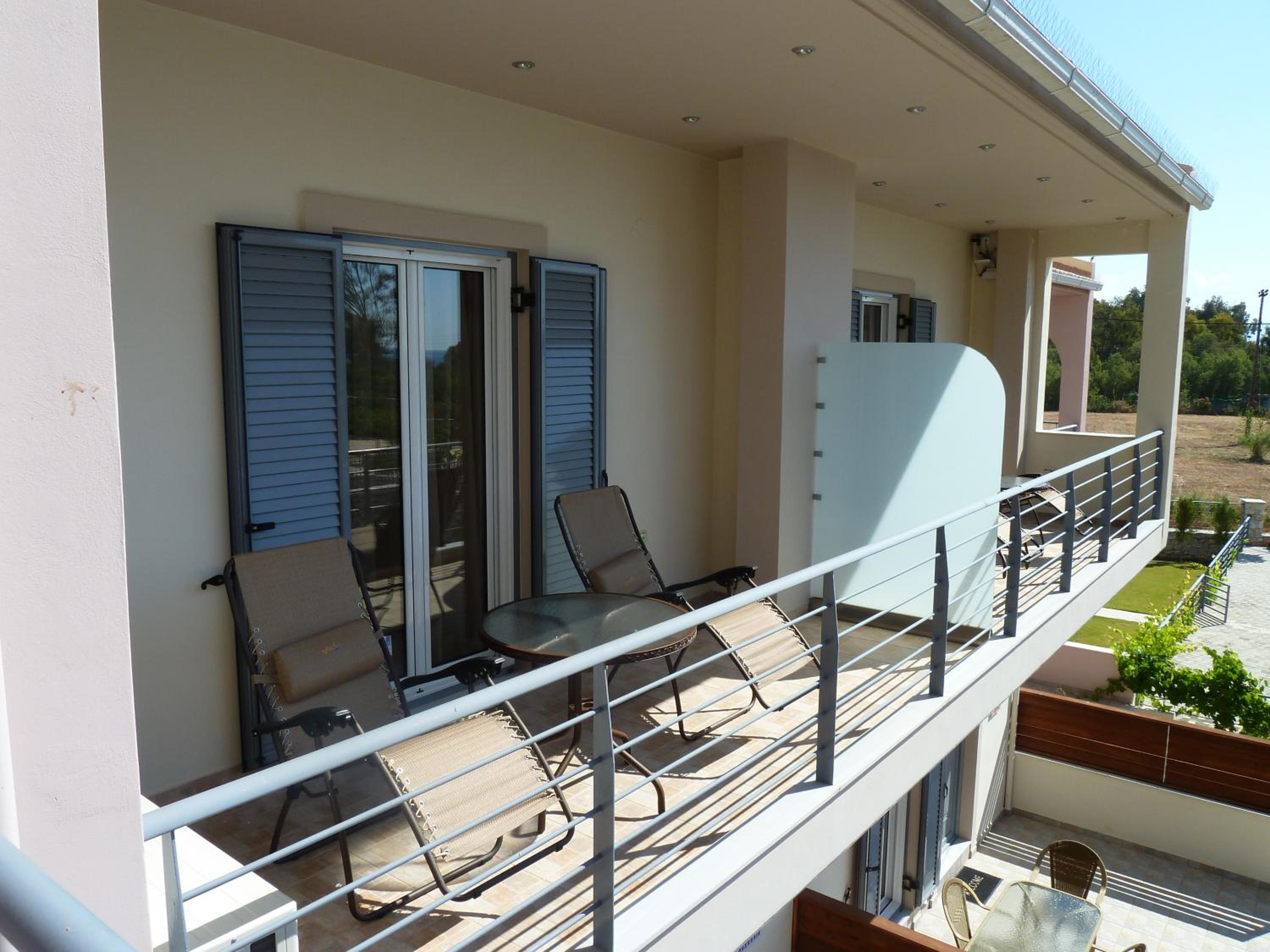 Two-Bedroom Villa (5 Adults) photo 2