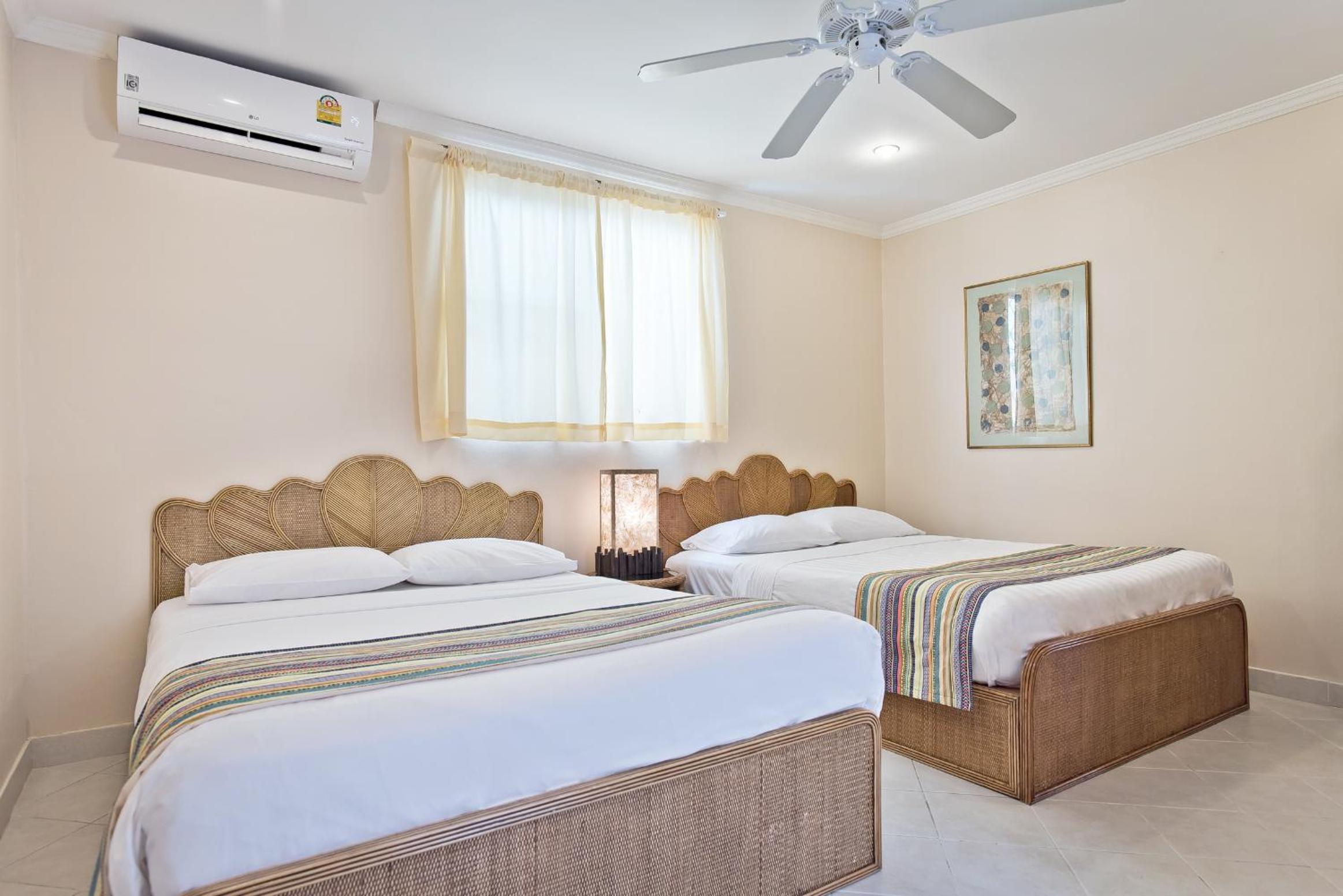 Grand Villa With Spa Bath