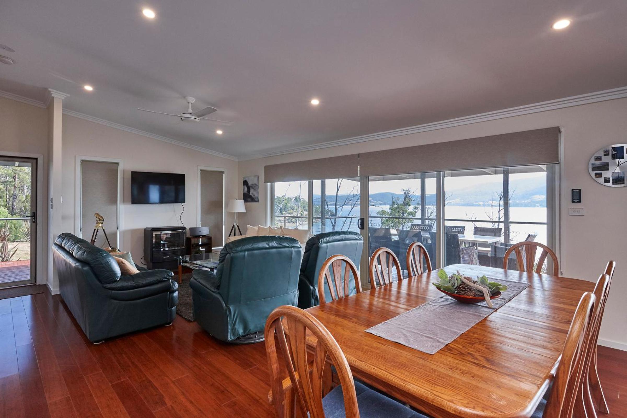 Three-Bedroom House - Esperance Landing photo 3