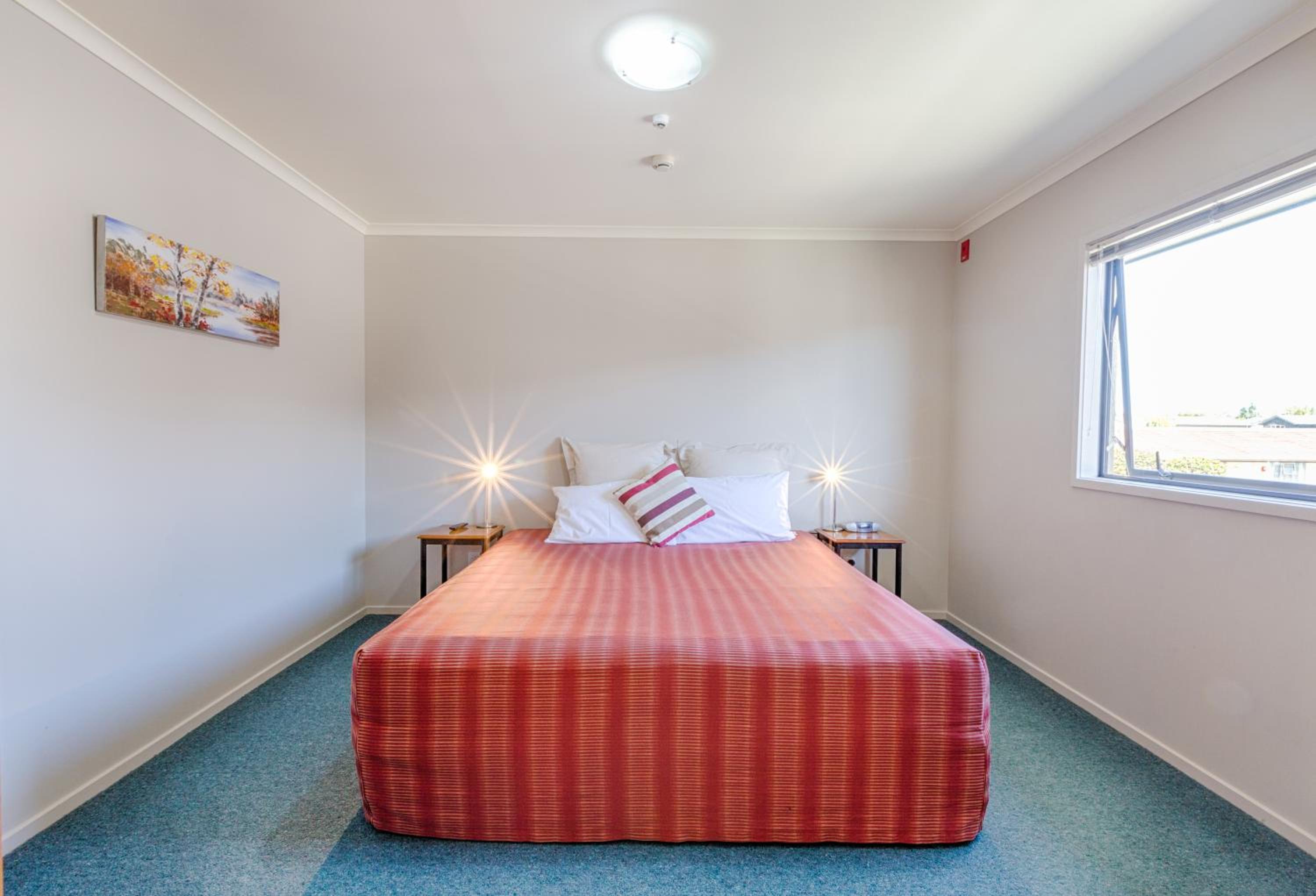 One Bedroom Unit photo 3