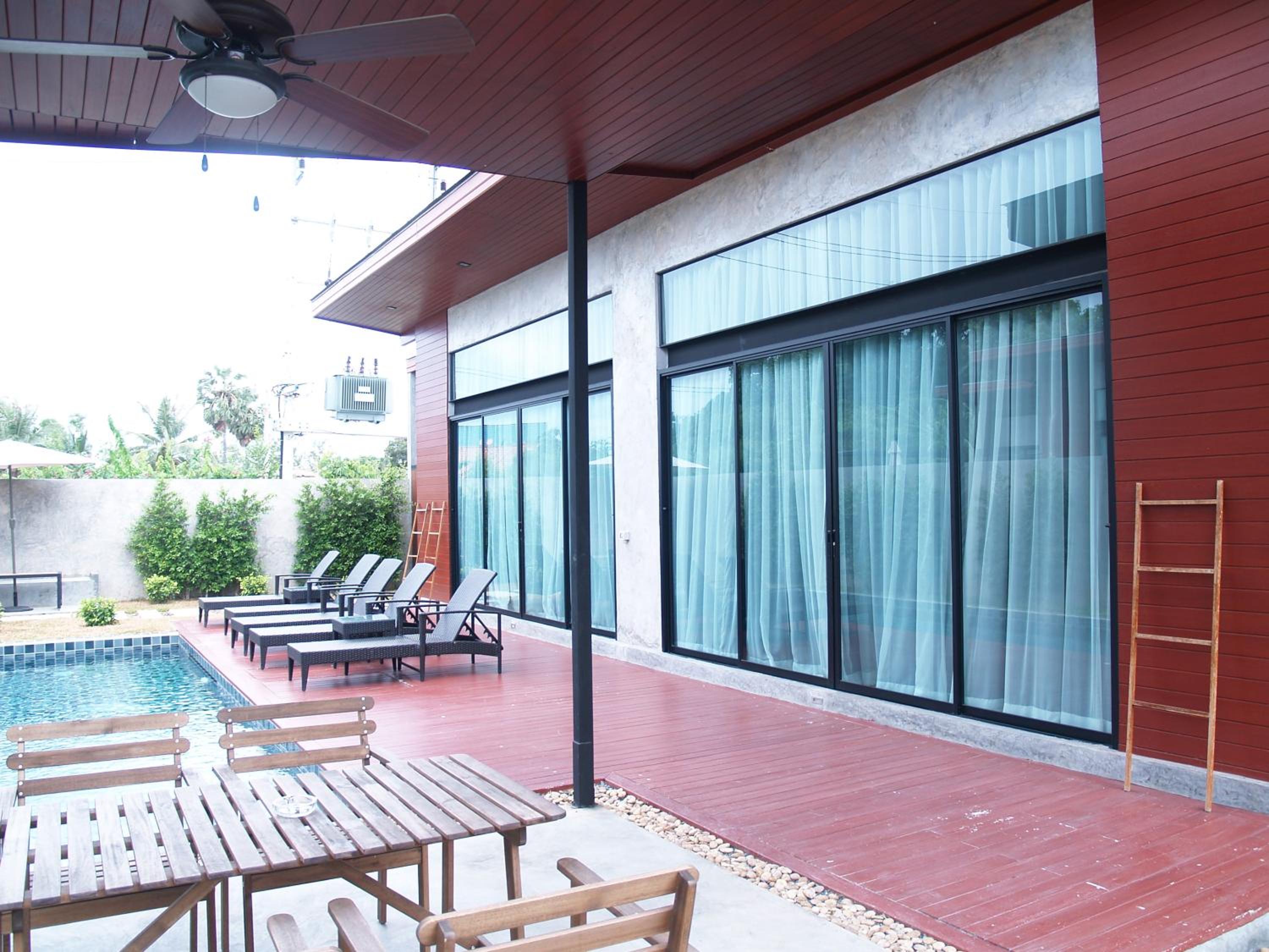 Family Two-Bedroom Pool Villa photo 2
