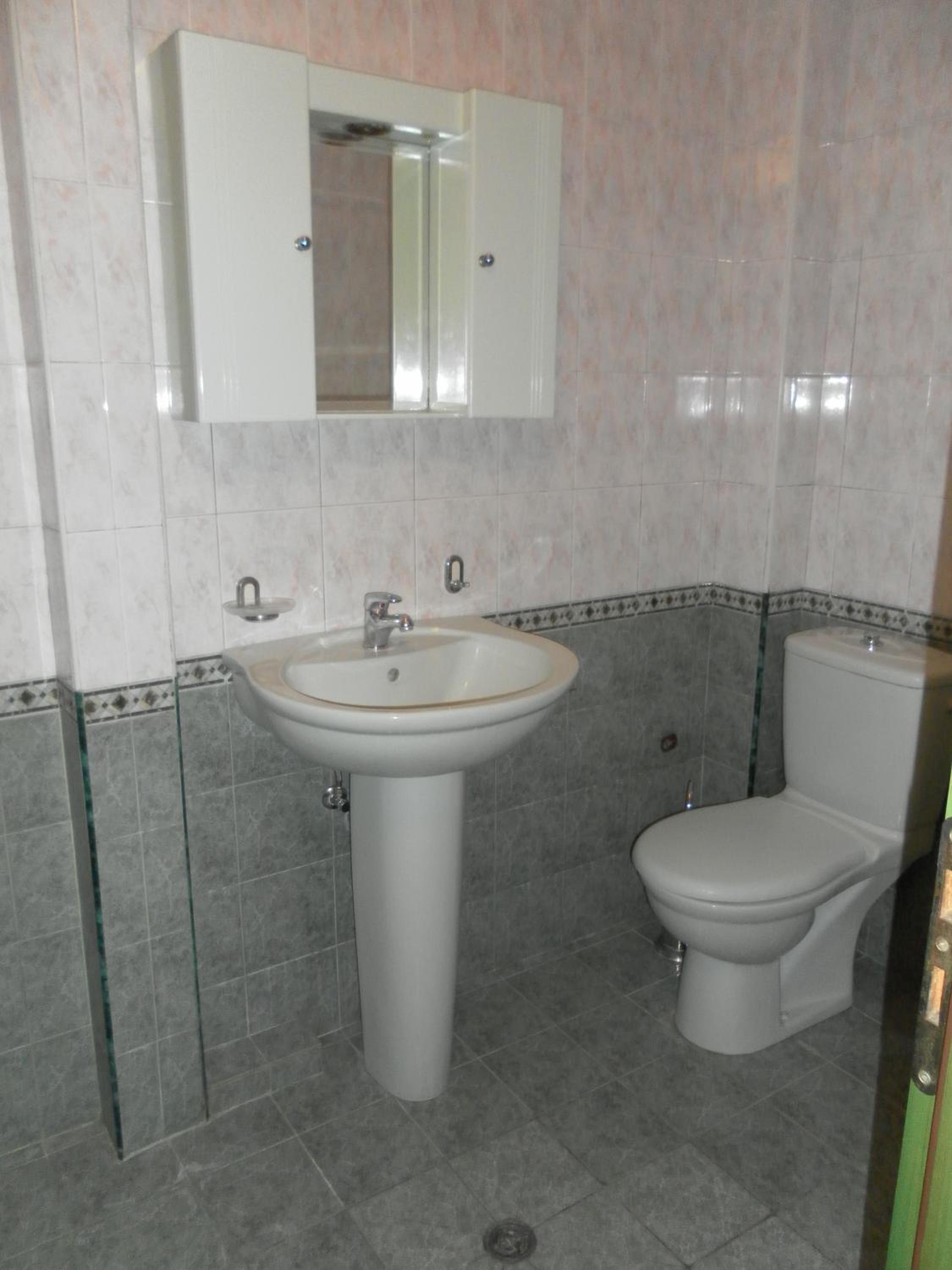 Triple Room with Shared Bathroom photo 3