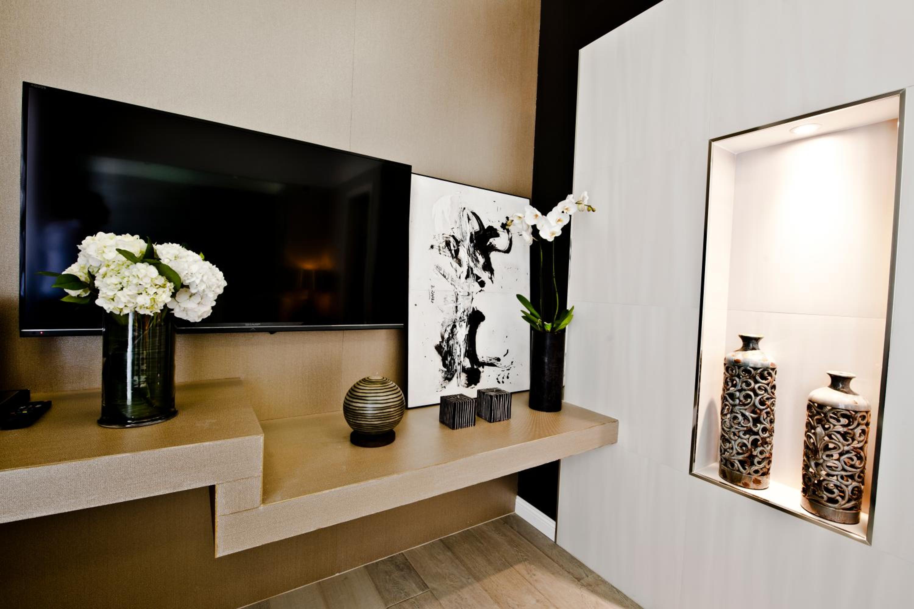 Executive Suite photo 2