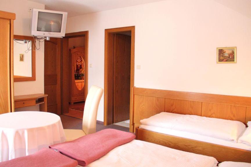 Triple Room with Balcony photo 1
