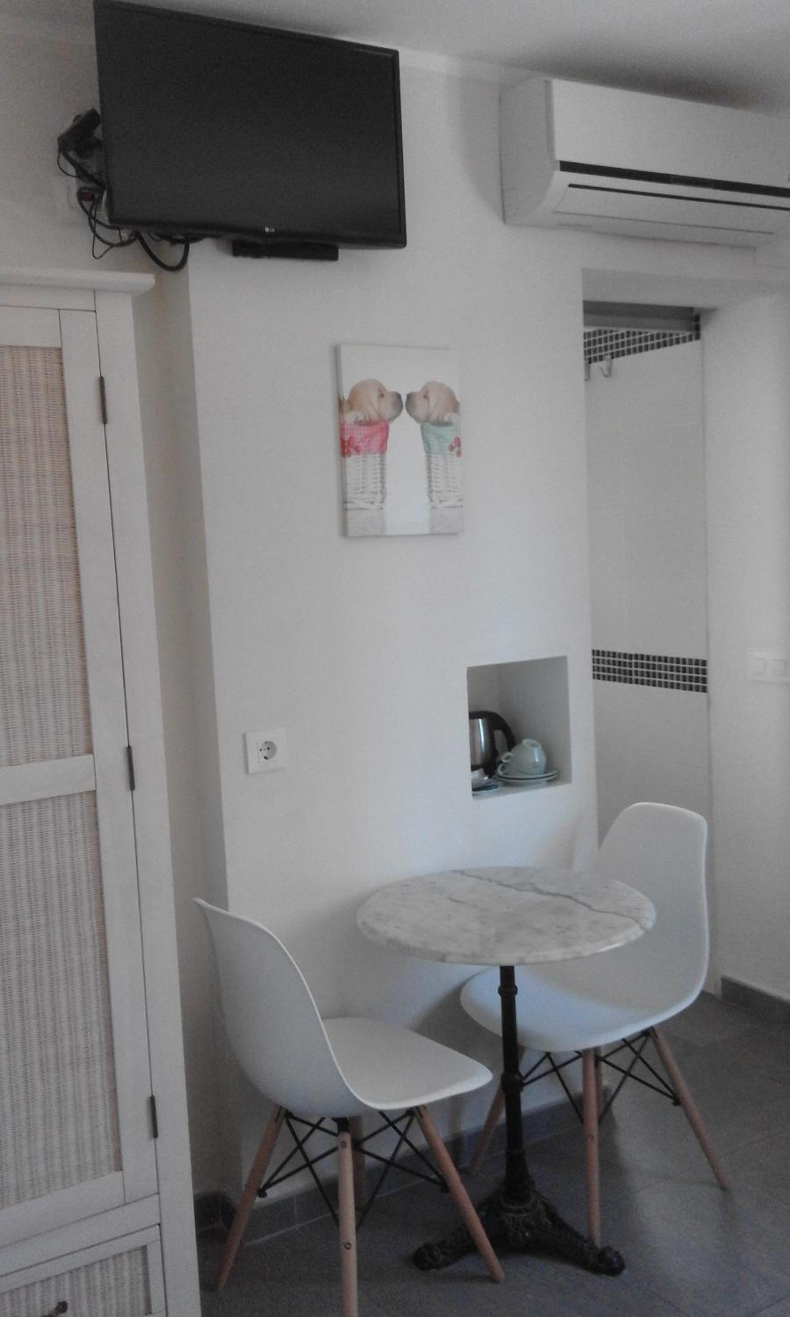 Double or Twin Room photo 2