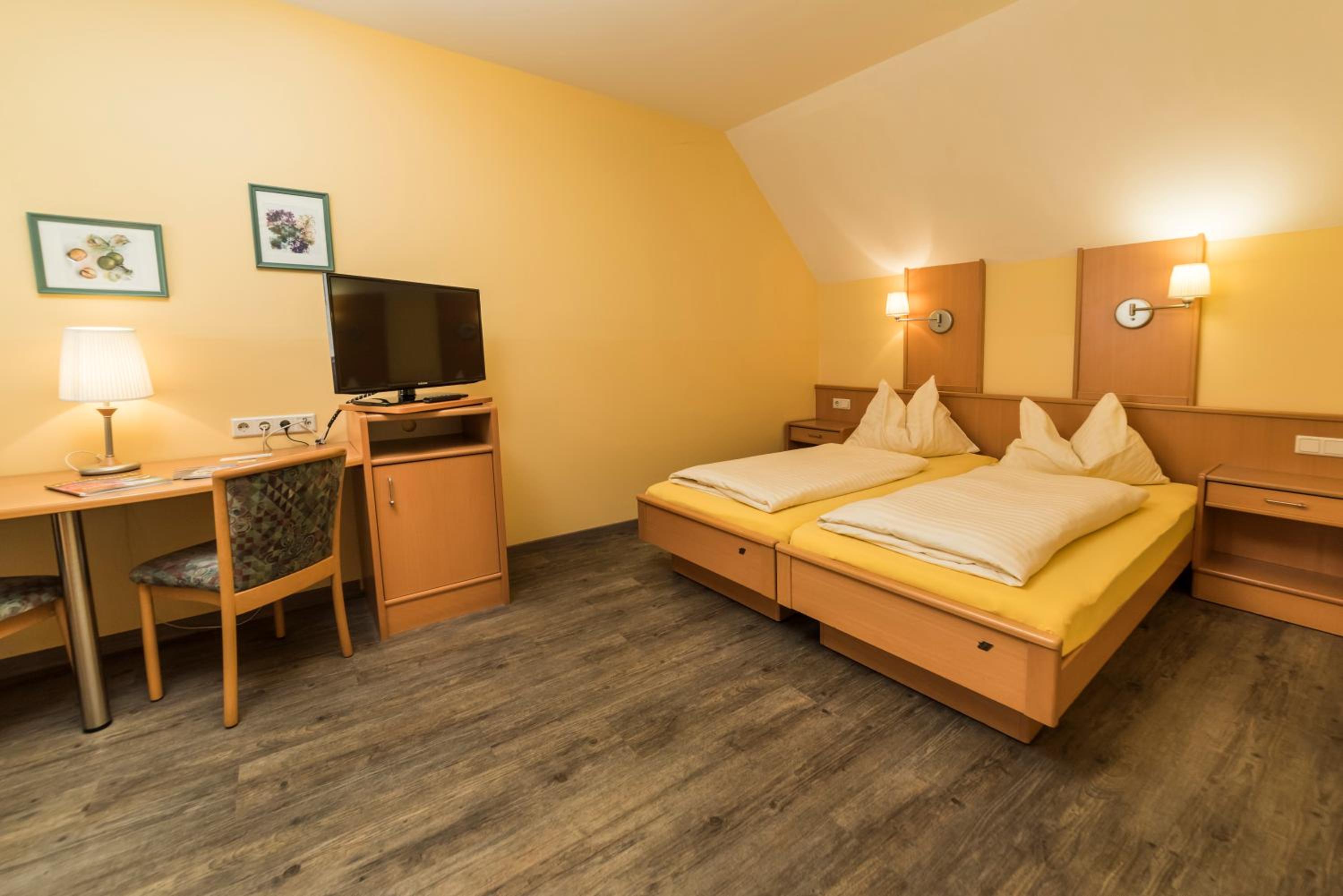 Double Room photo 3