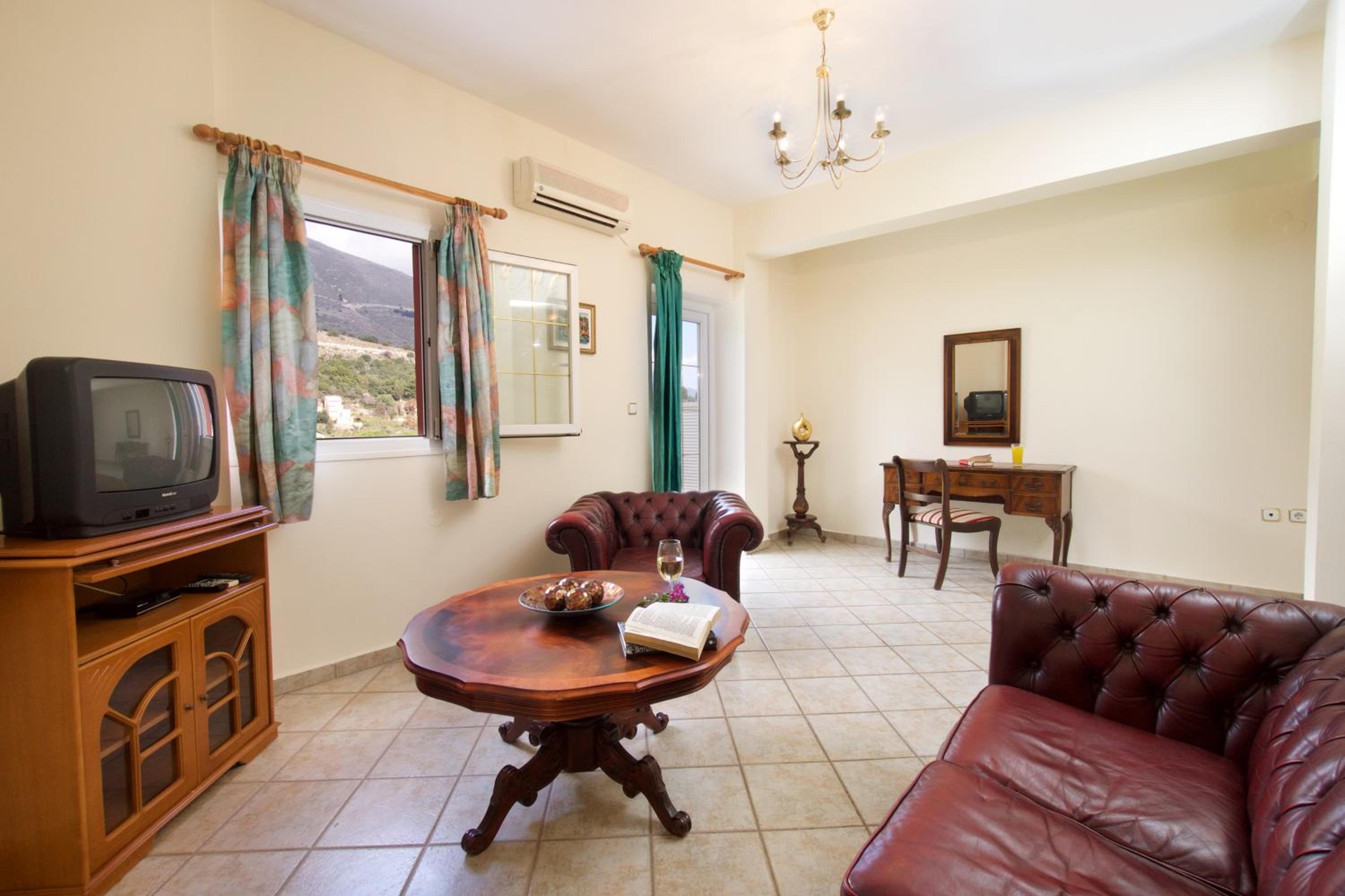Apartment with Side Sea View photo 3