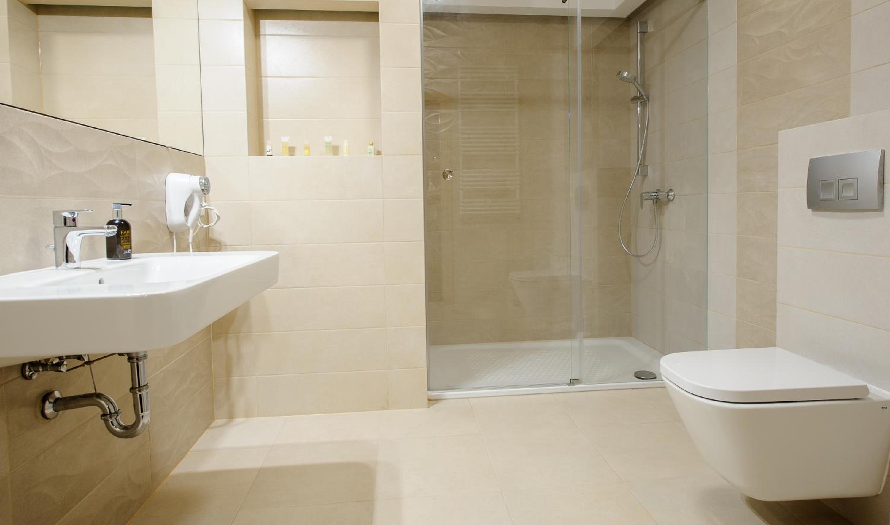 Deluxe Apartment - Photo 2