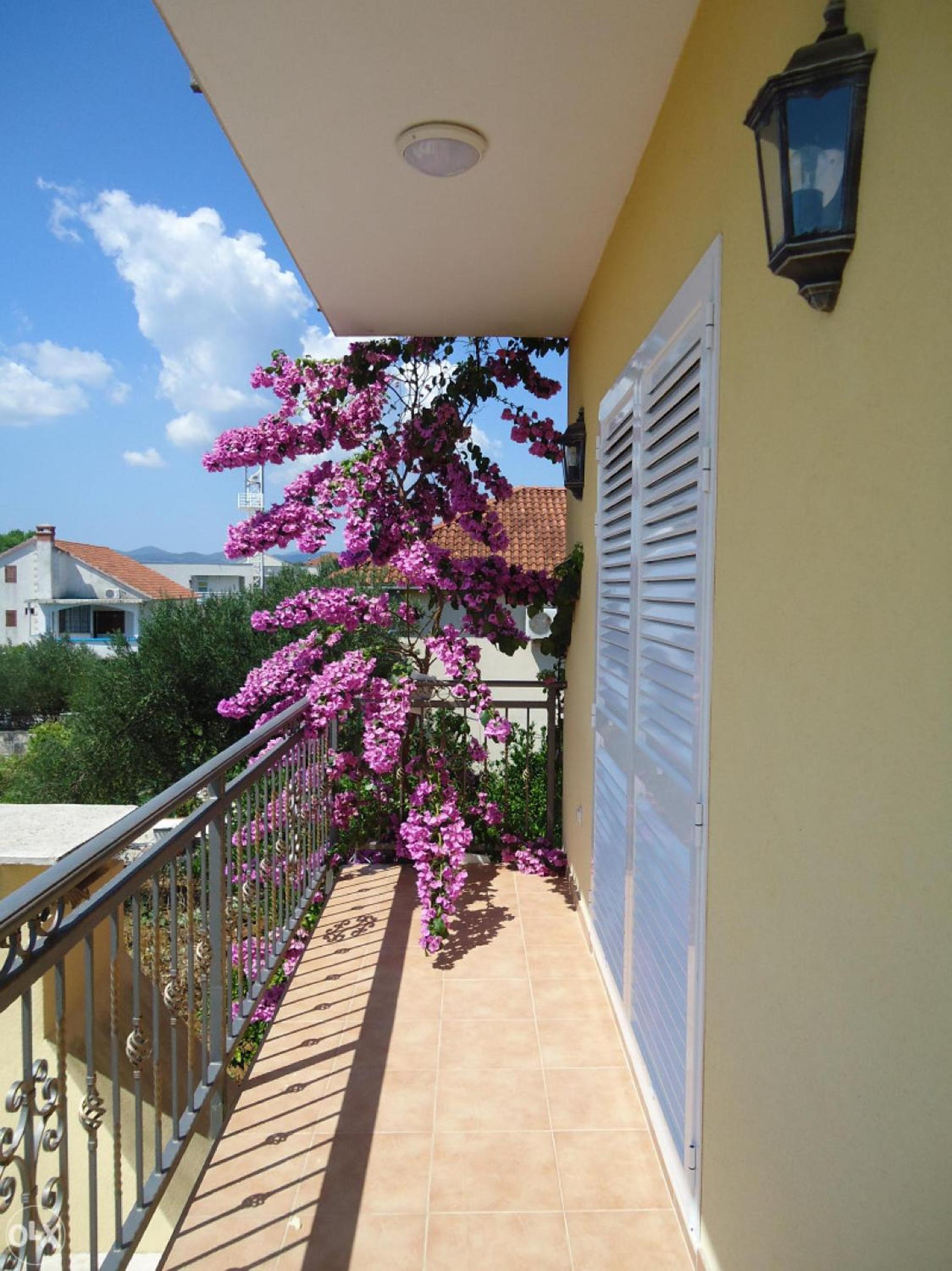 Apartment with Sea View photo 2
