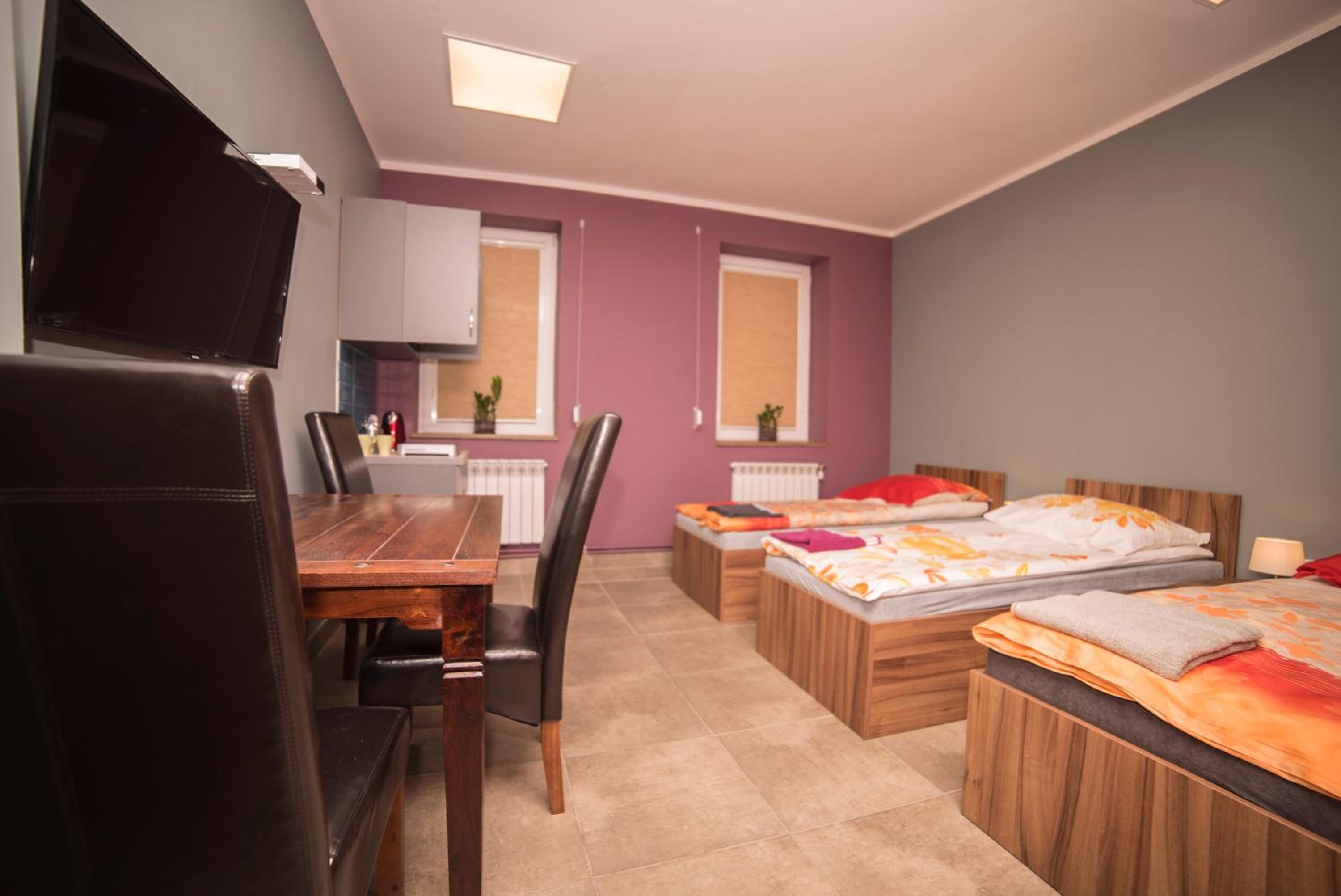 Comfort Triple Room with Shower - Photo 3