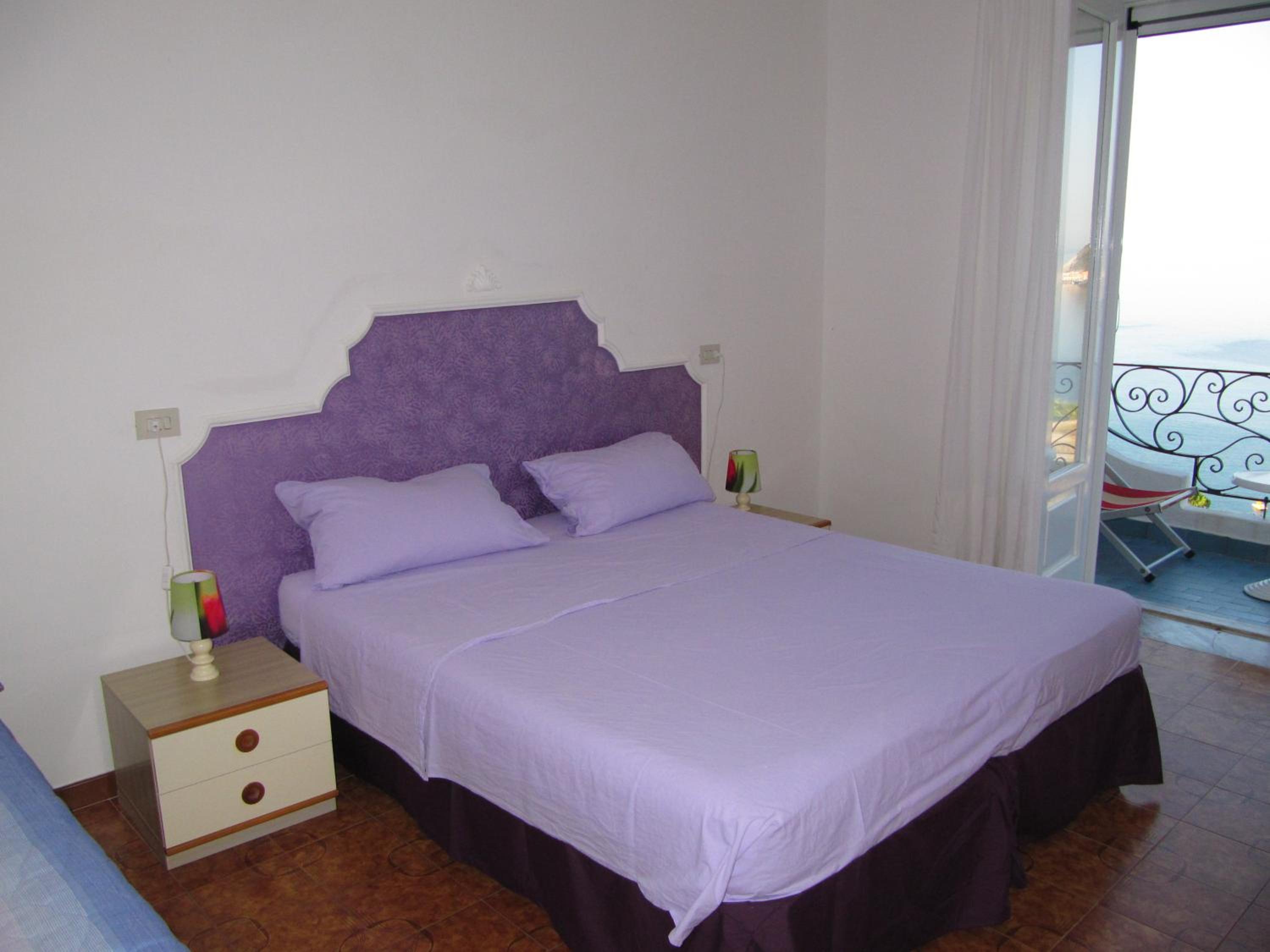 Triple Room with Sea View photo 2