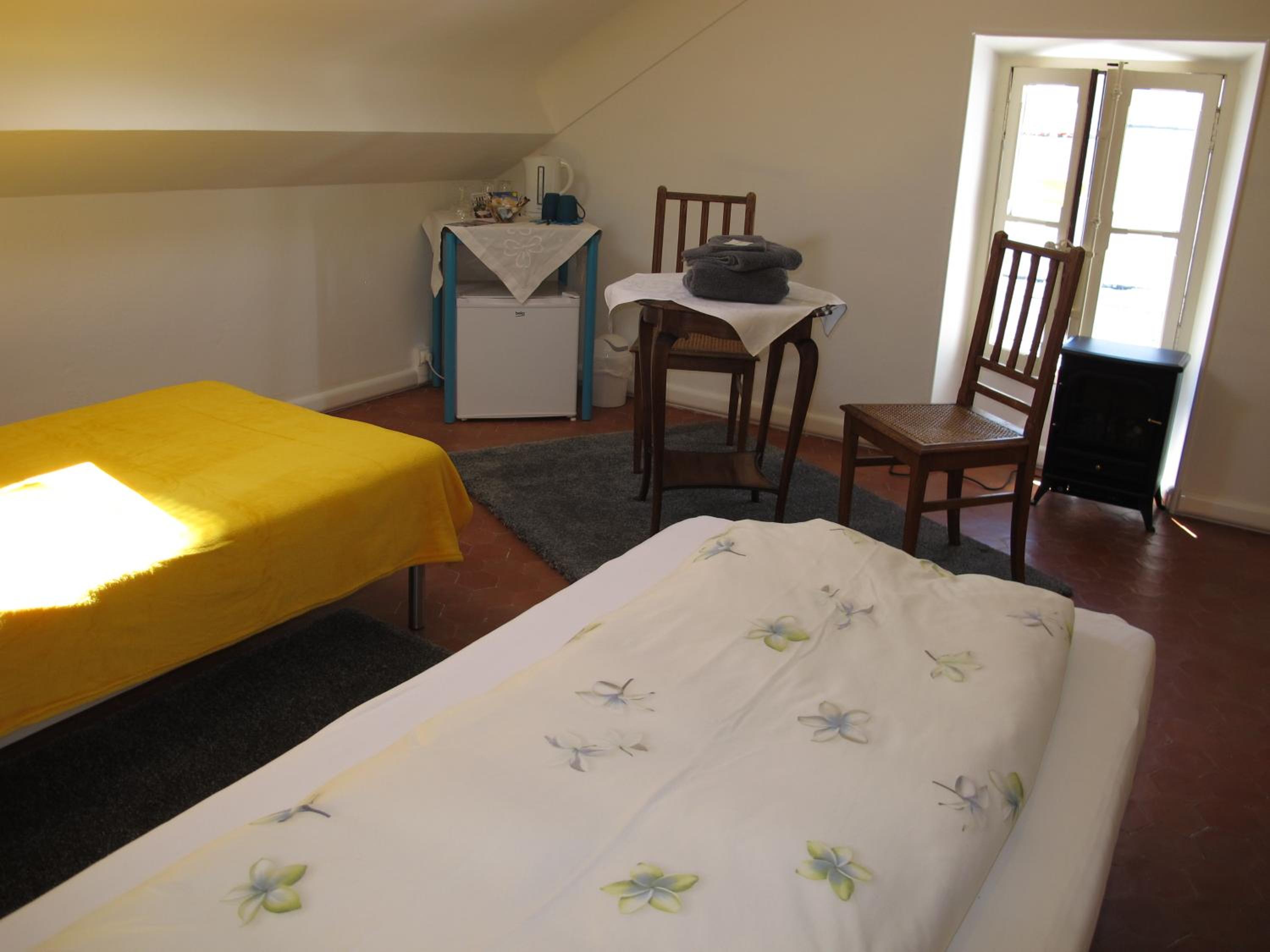 Budget Double or Twin Room with Shared Shower and Toilet