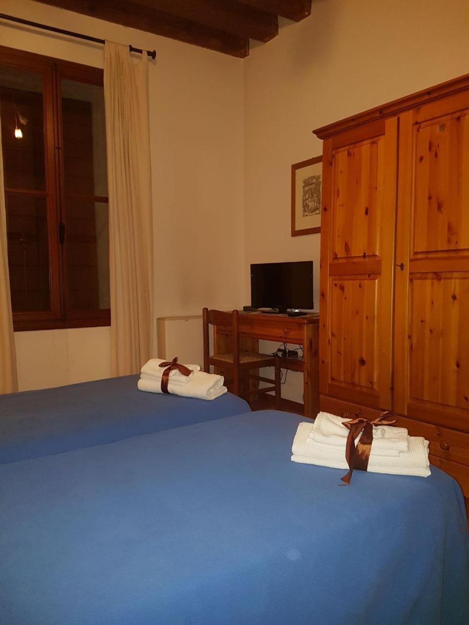 Twin Room - Photo 5