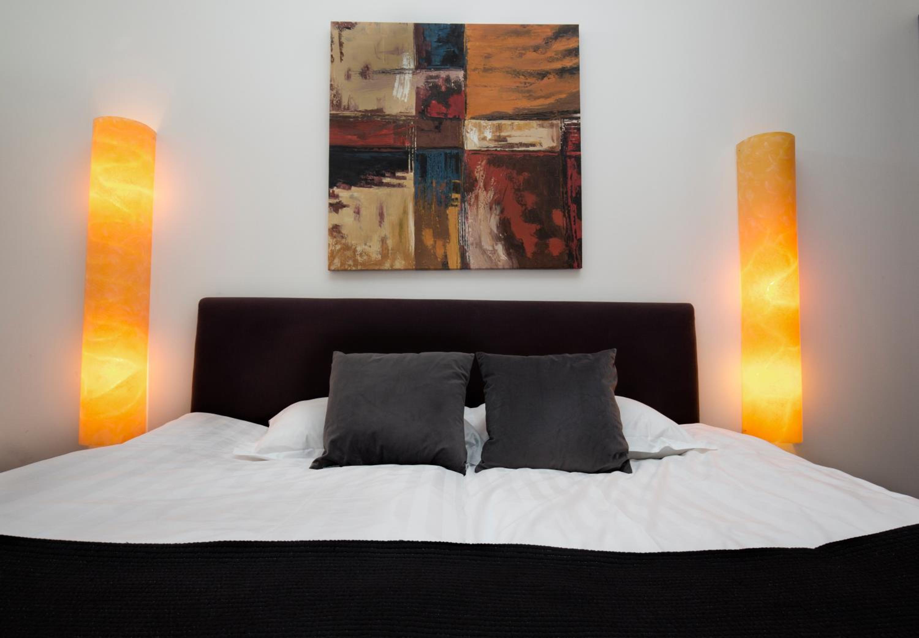 Two-Bedroom Apartment - Photo 6