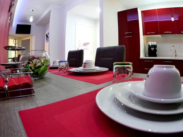 Family Room with Private Bathroom photo 1