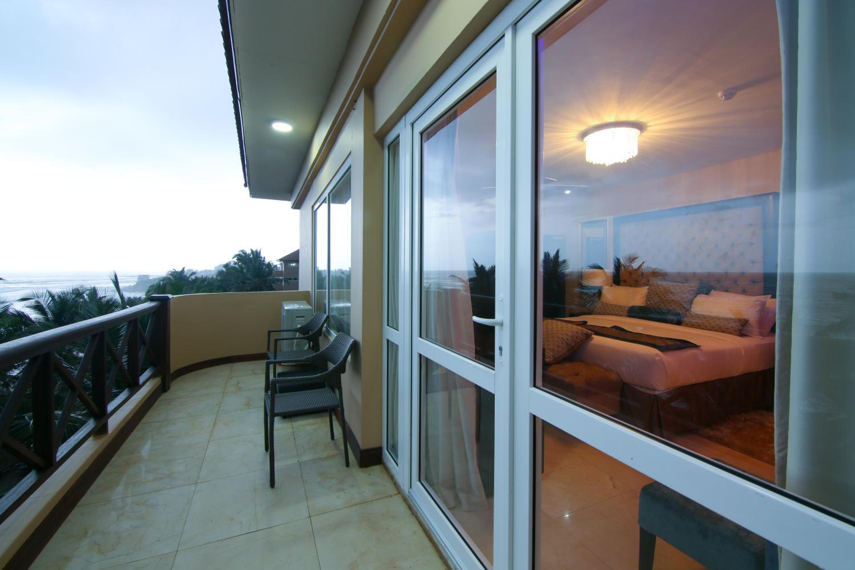 Presidential Suite - Non-Smoking photo 2
