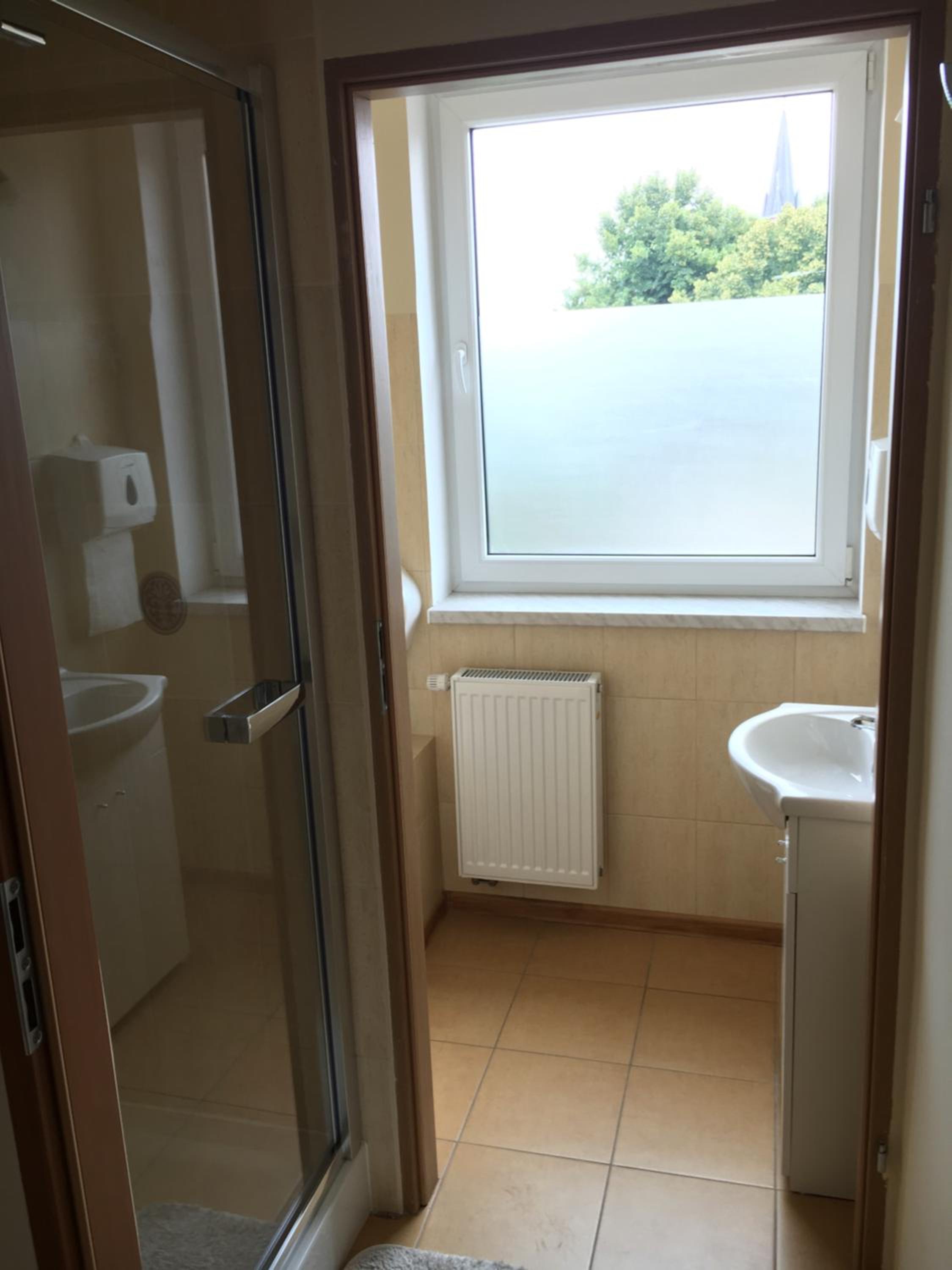 One-Bedroom Apartment - Photo 25