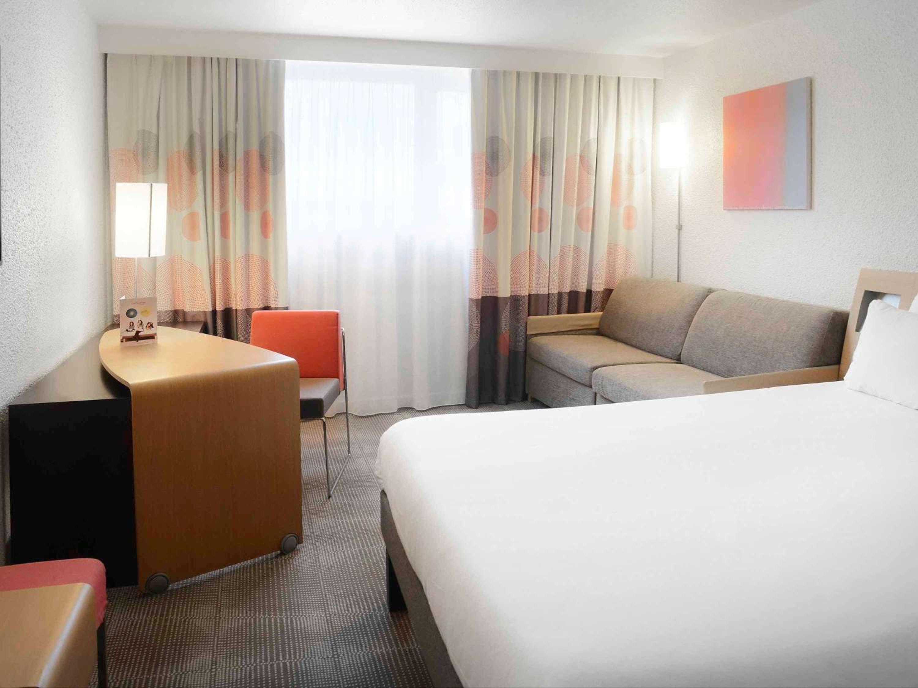 Classic Double Room with Sofa Bed - Photo 2