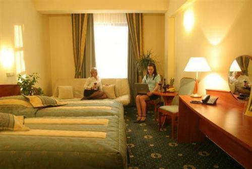 Double or Twin Room - Photo 1