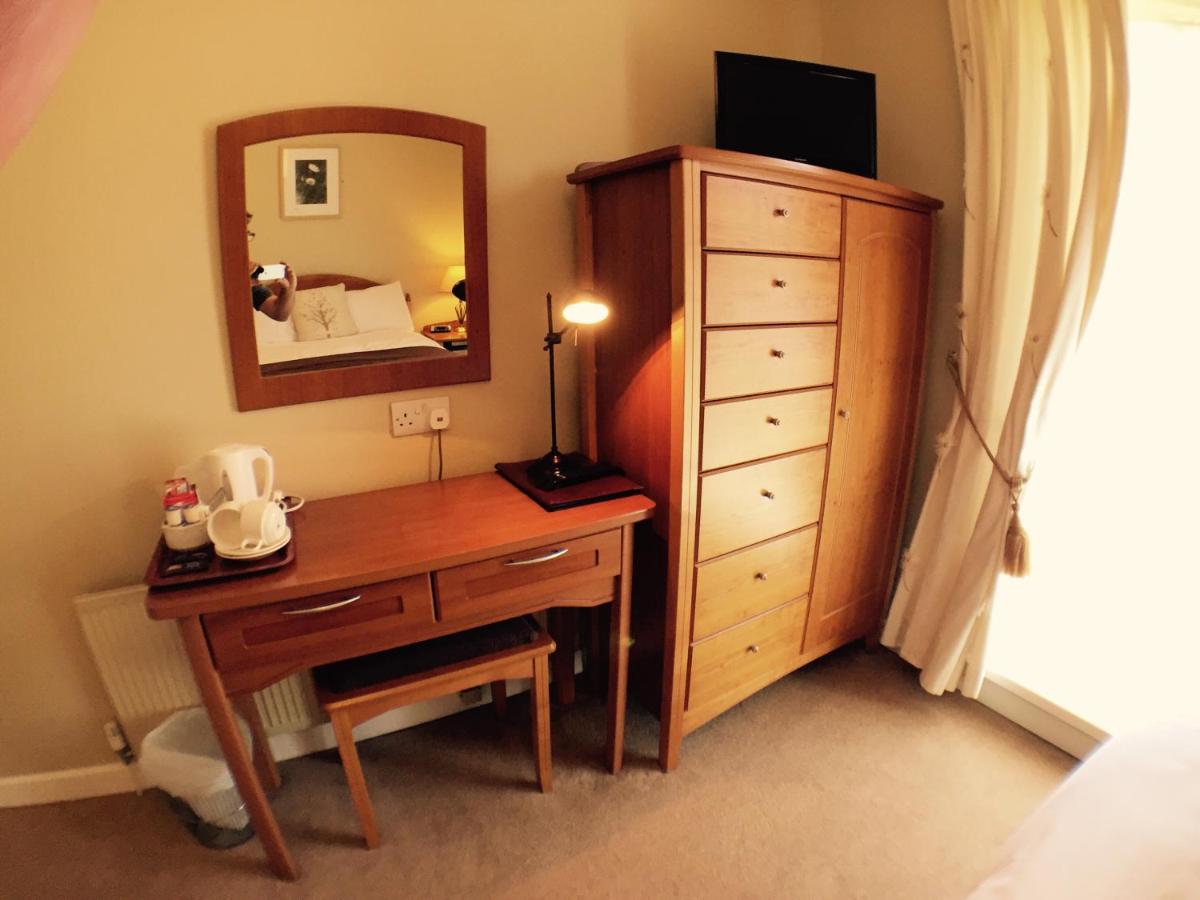 Single Room photo 2
