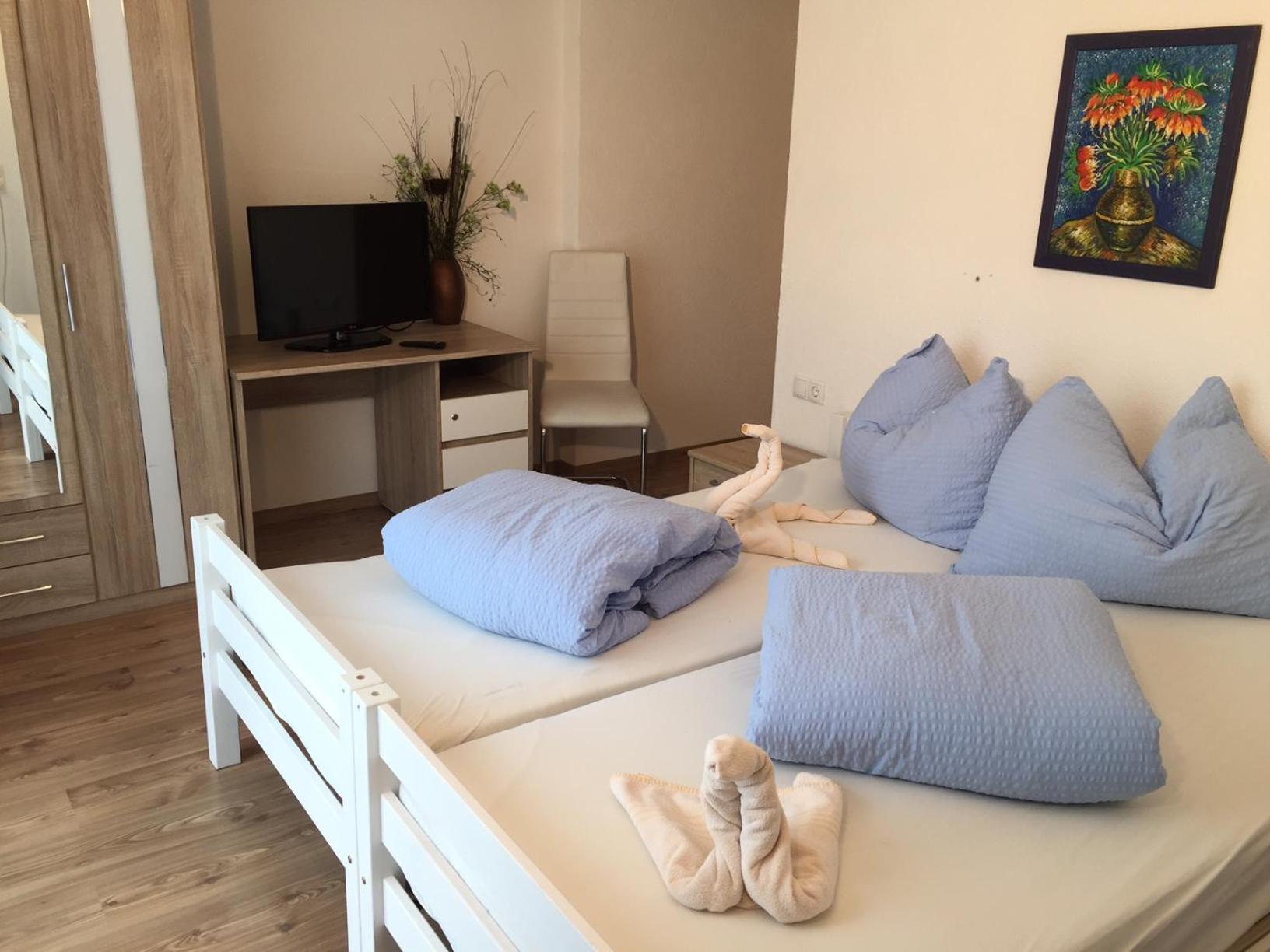 Double Room with Private Bathroom photo 1
