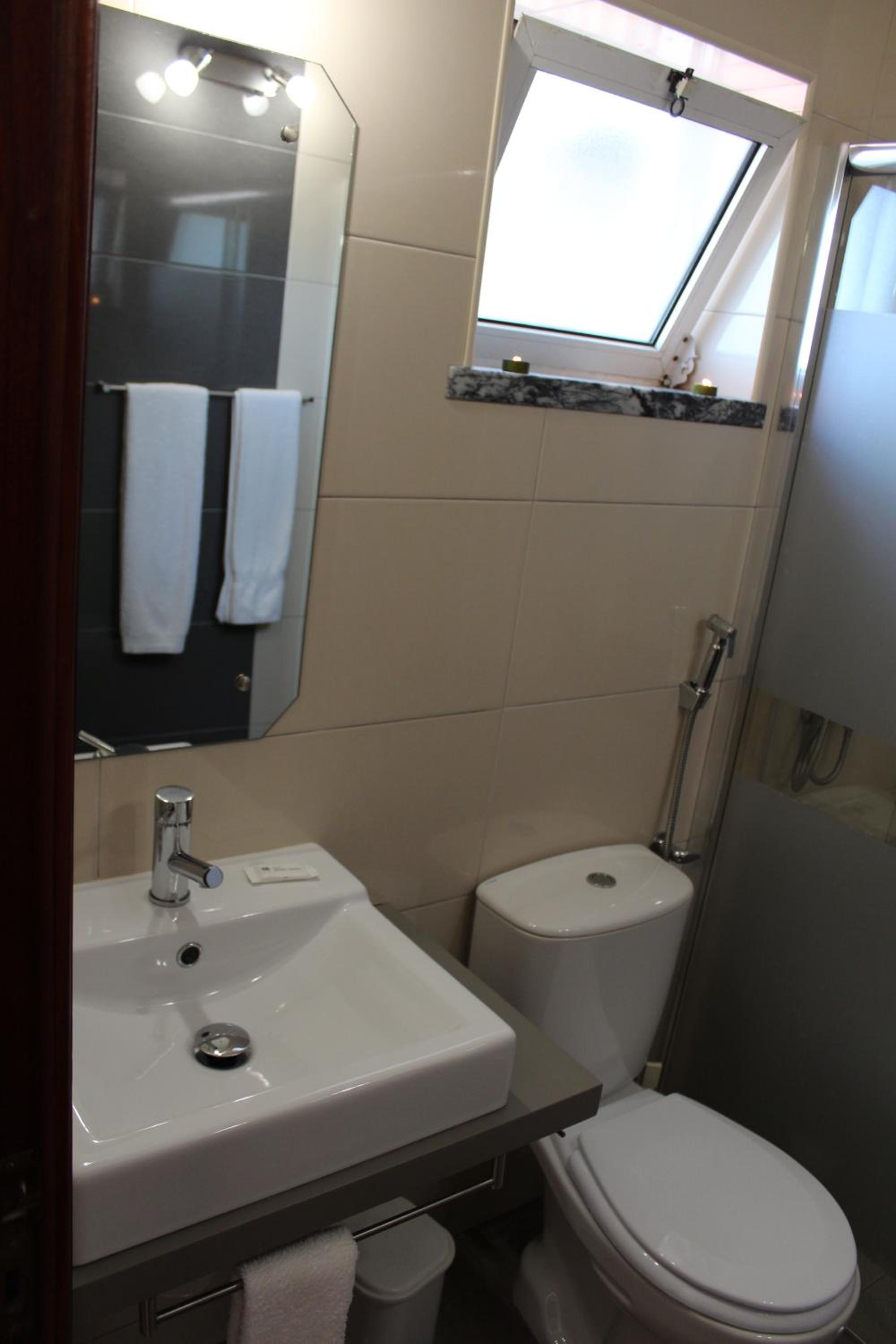 Double Room - Photo 3
