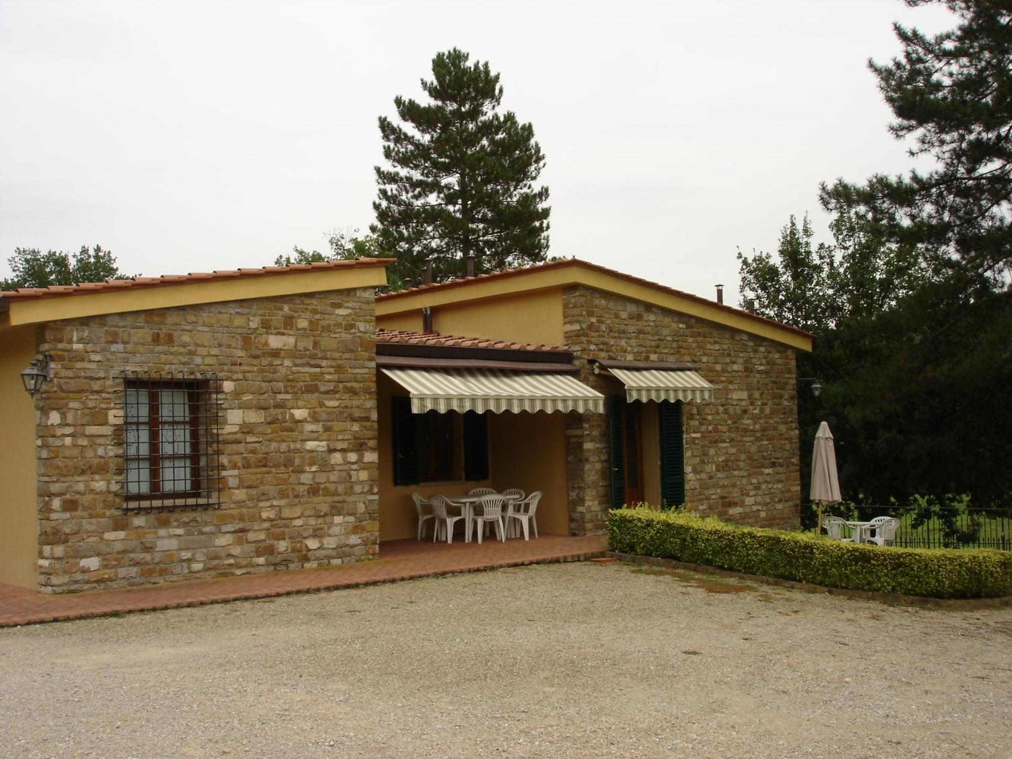 Two-Bedroom House photo 3