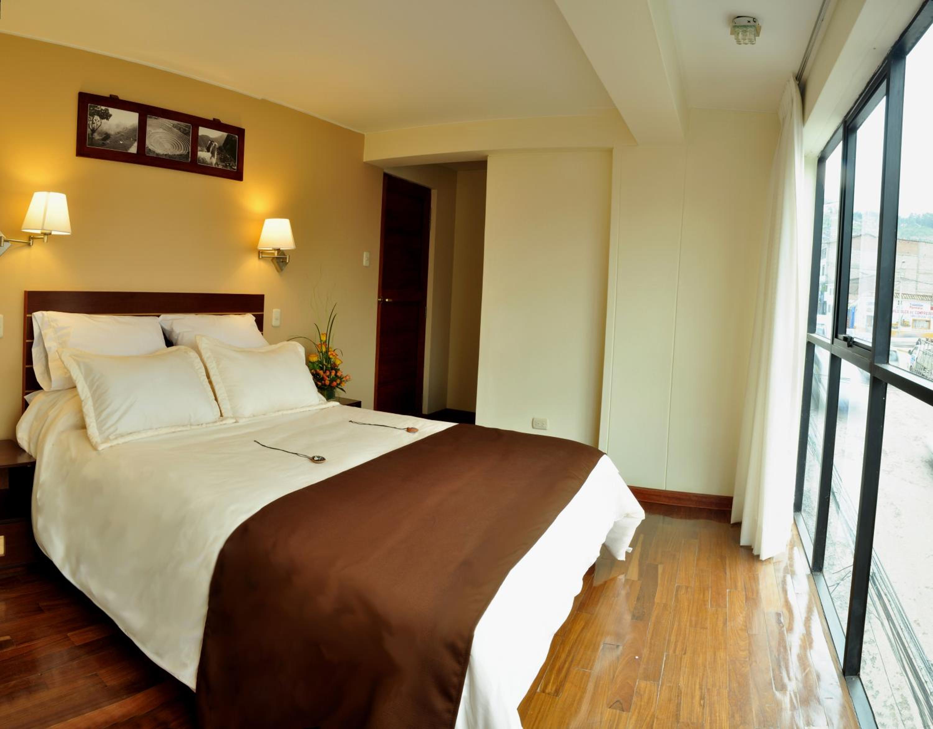Double Room - Photo 16