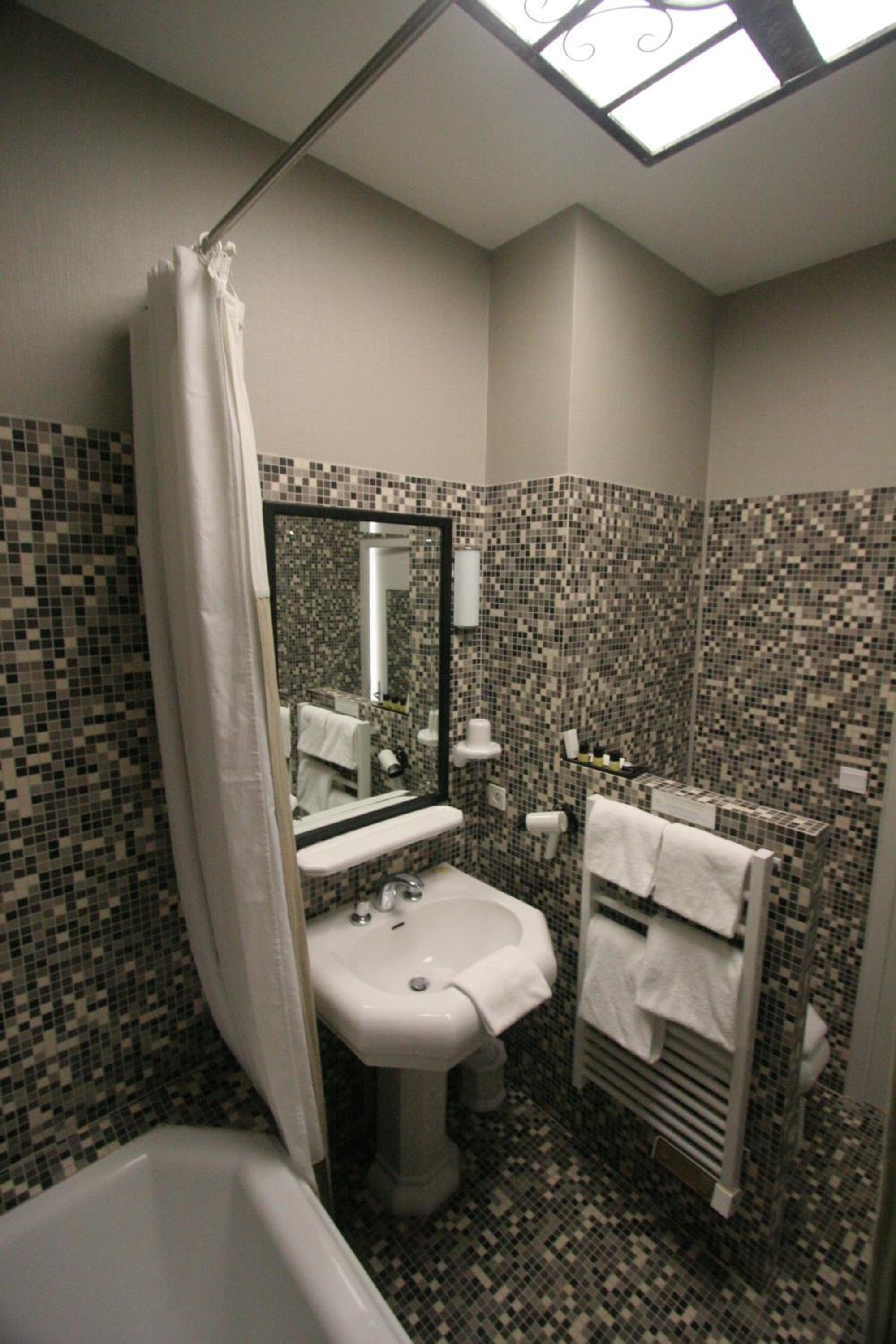 Elegance Double Room photo 2