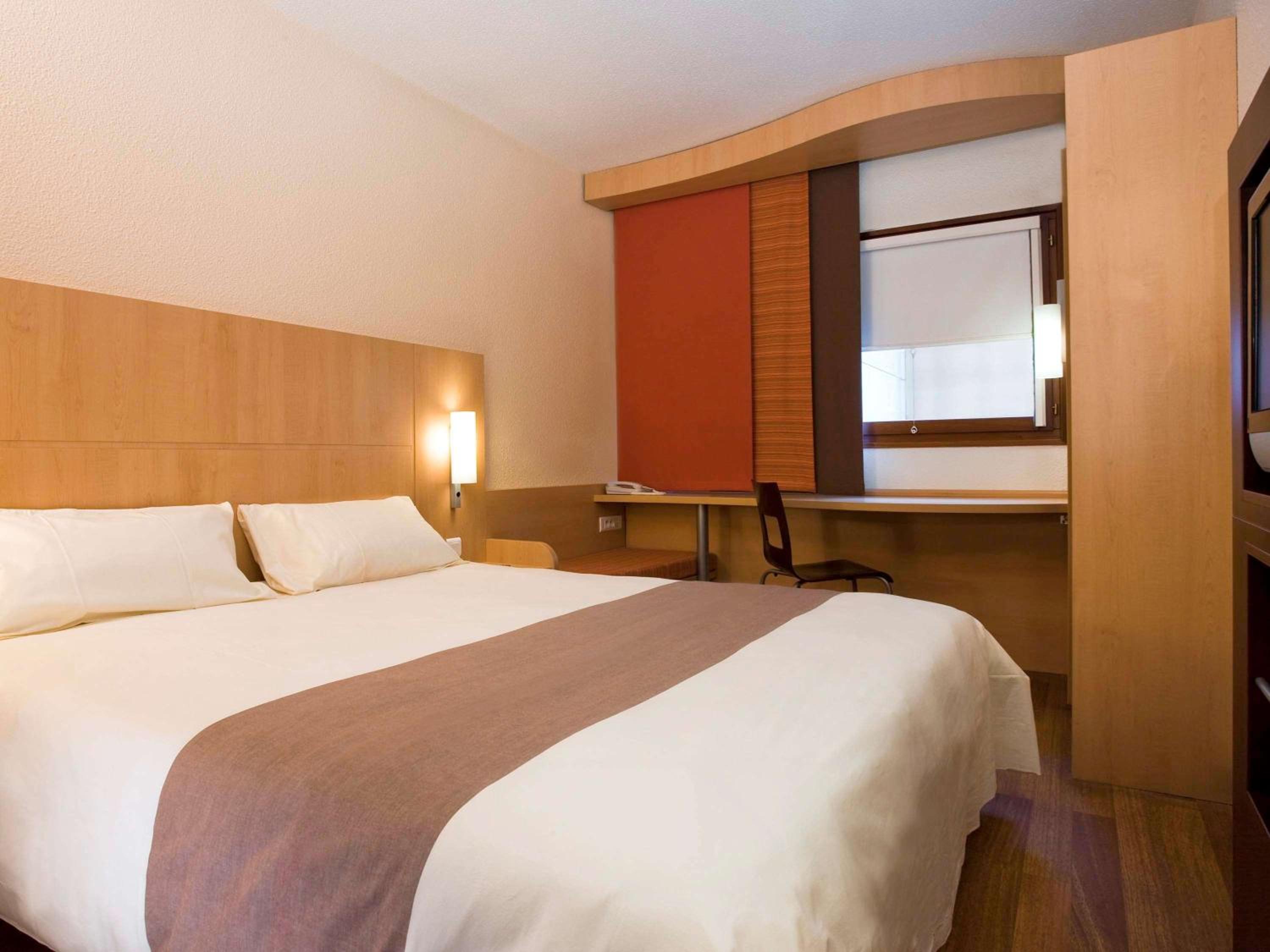 Standard Double Room - Photo 4