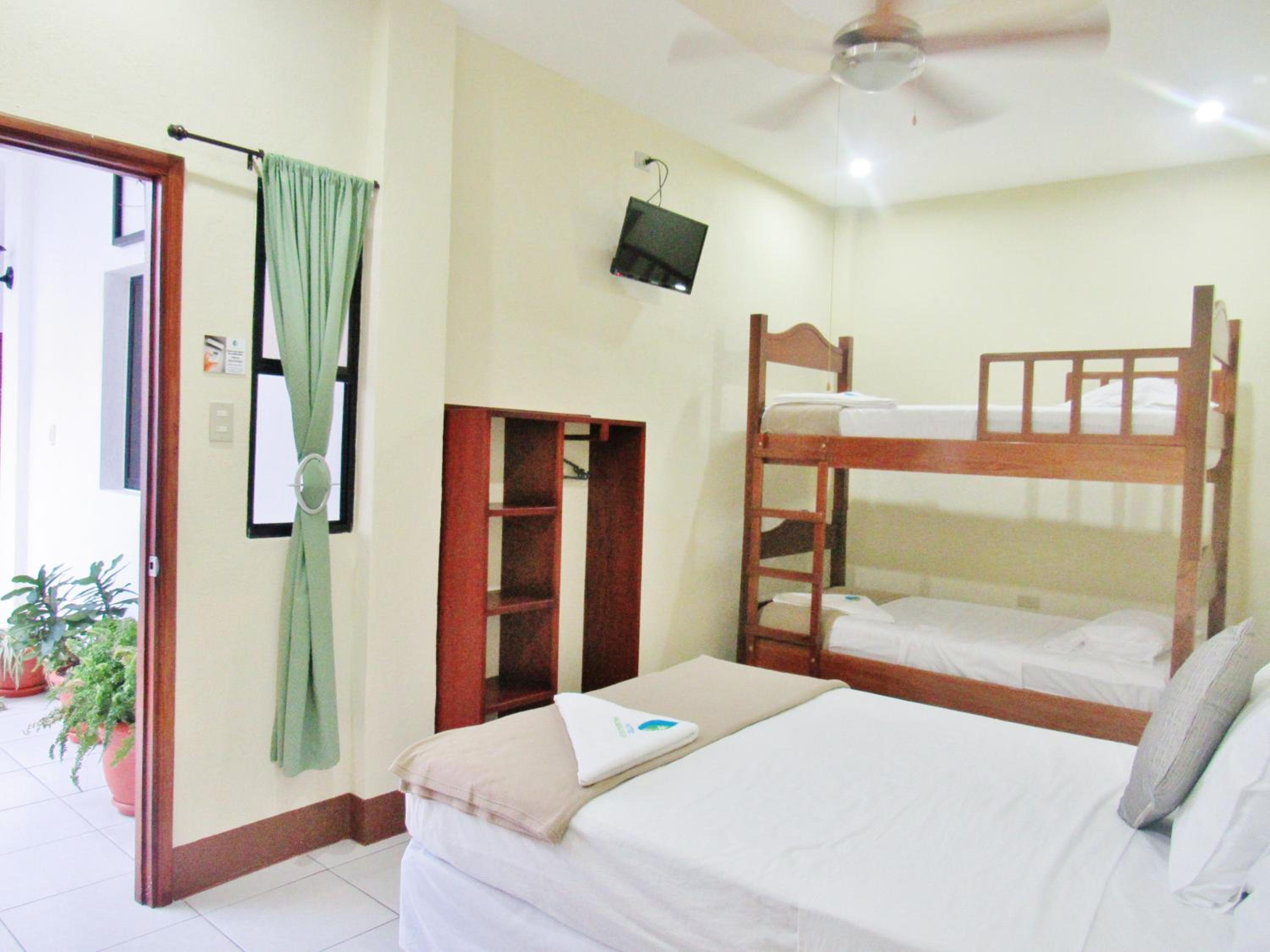 Triple Room photo 2