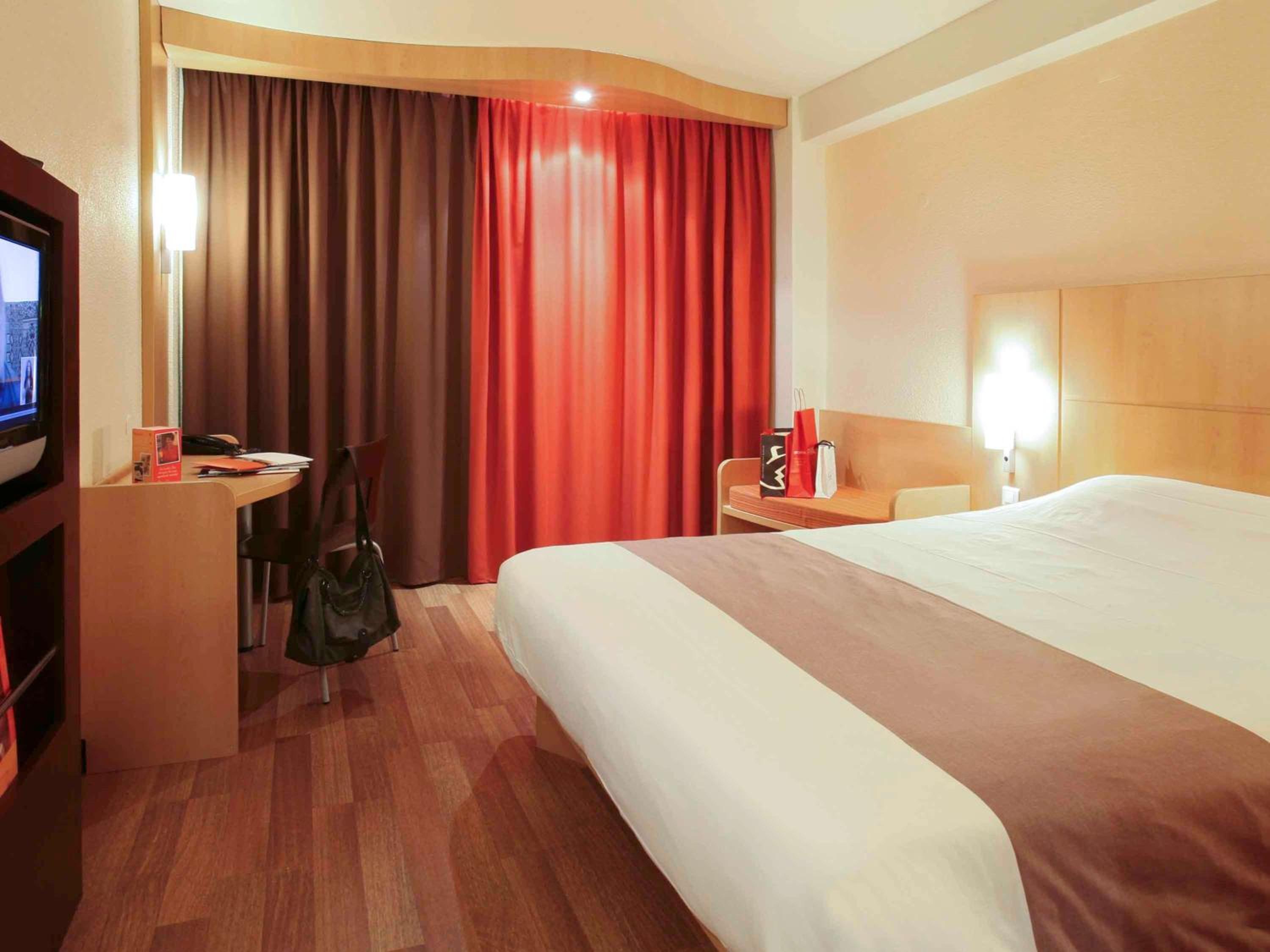 Standard Double Room - Photo 5
