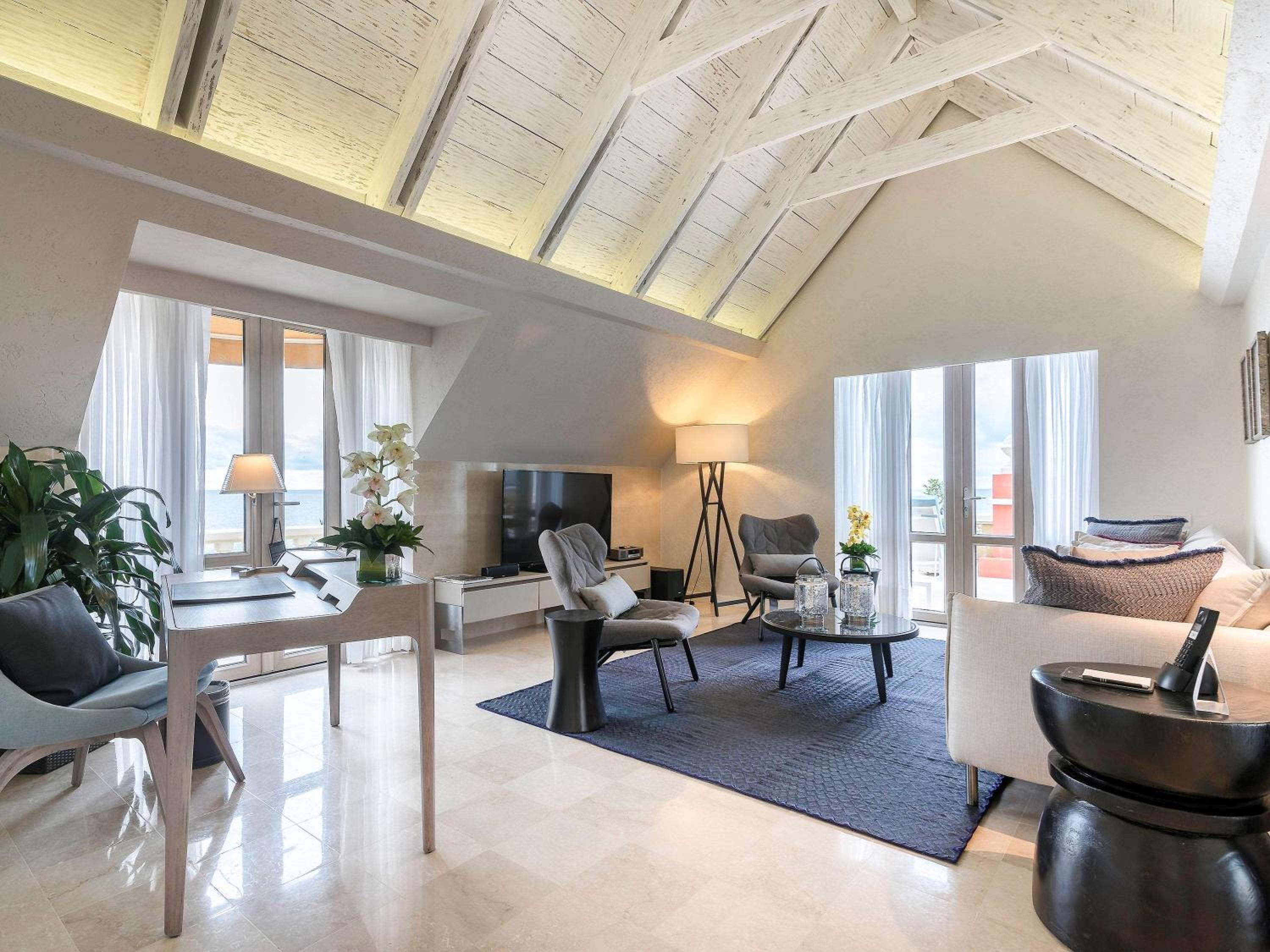 Imperial Amaral King Suite with Terrace and Spa Bath - Ocean View