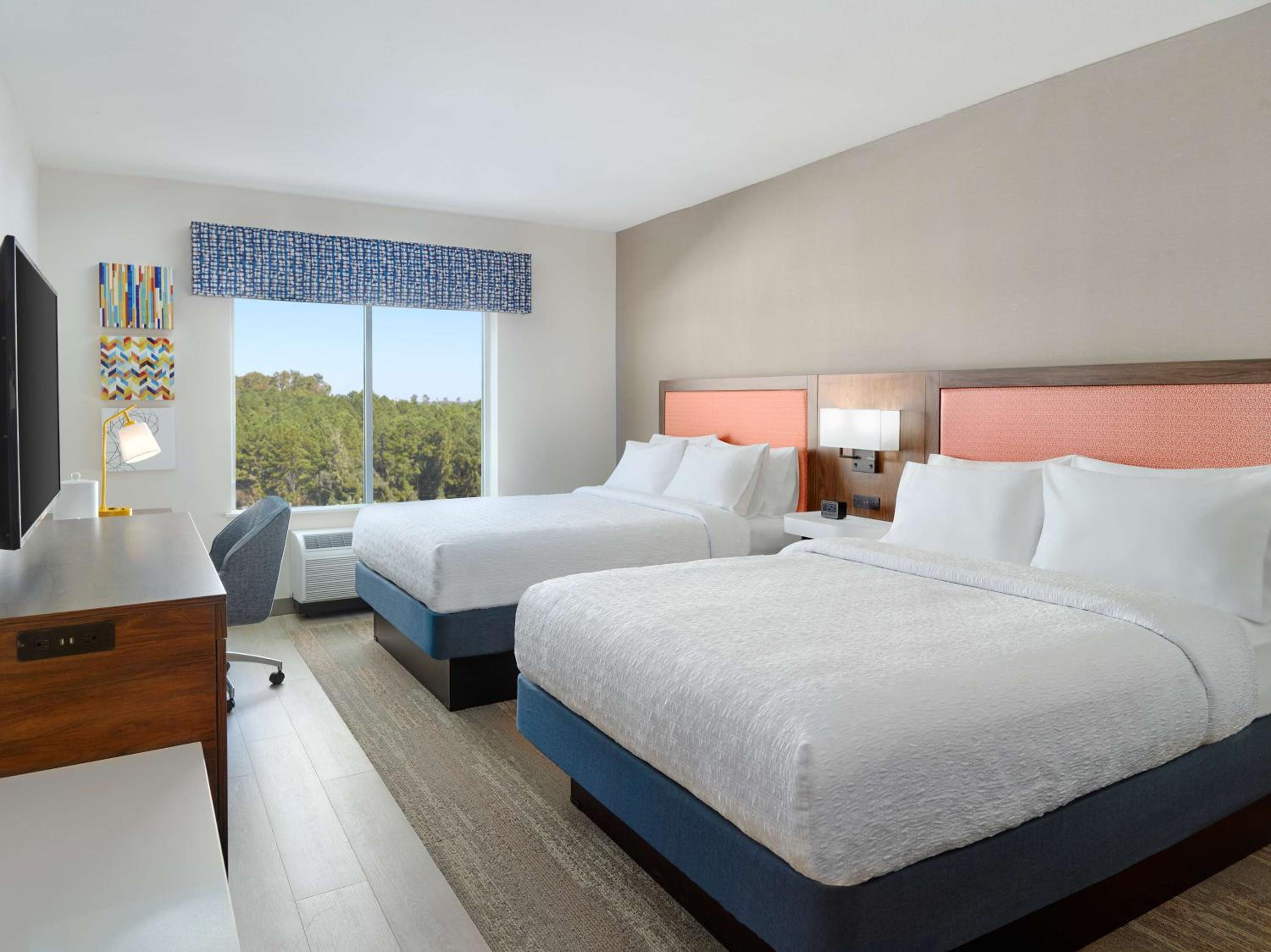 Queen Room with Two Queen Beds - Non-Smoking