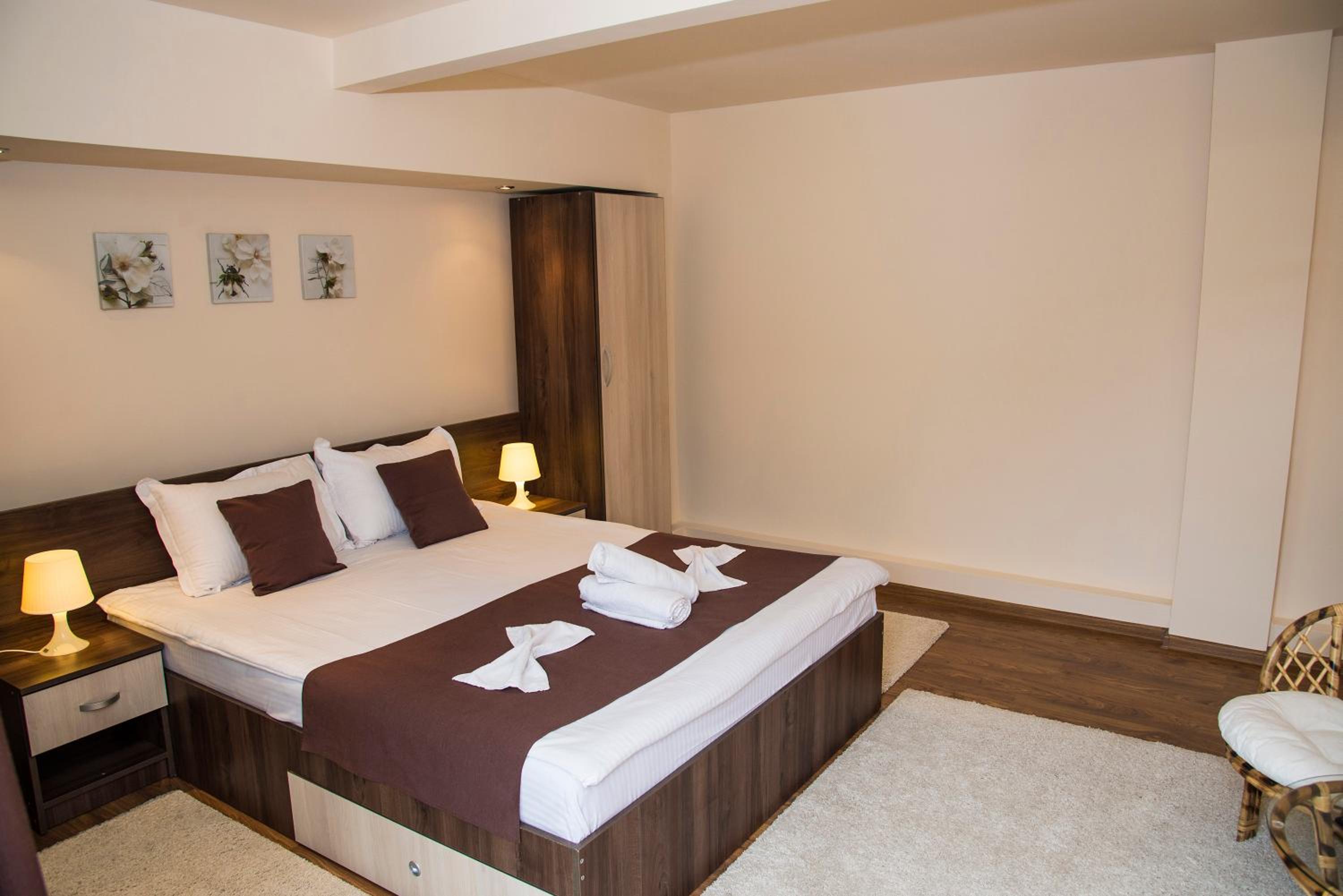 Superior King Room photo 2