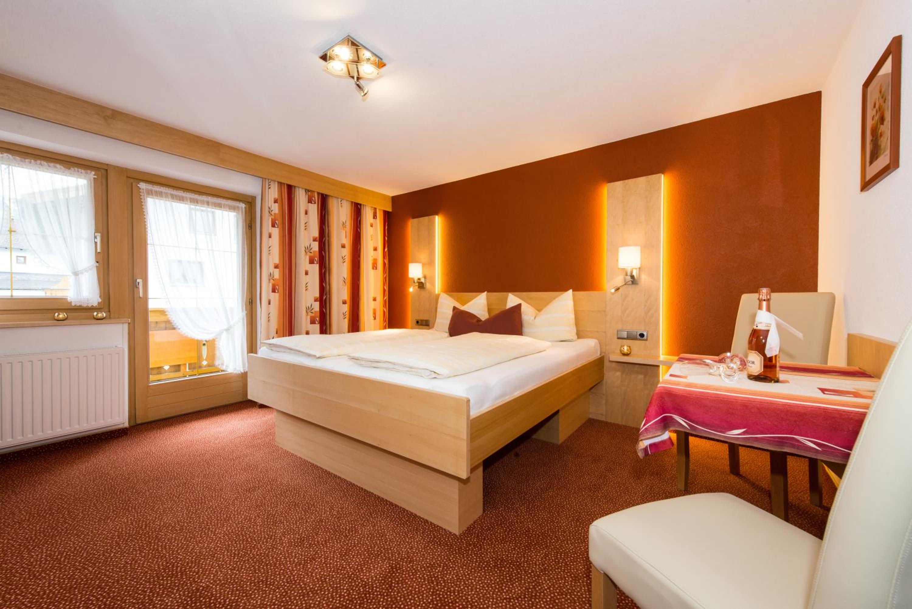 Double Room with Mountain View photo 1
