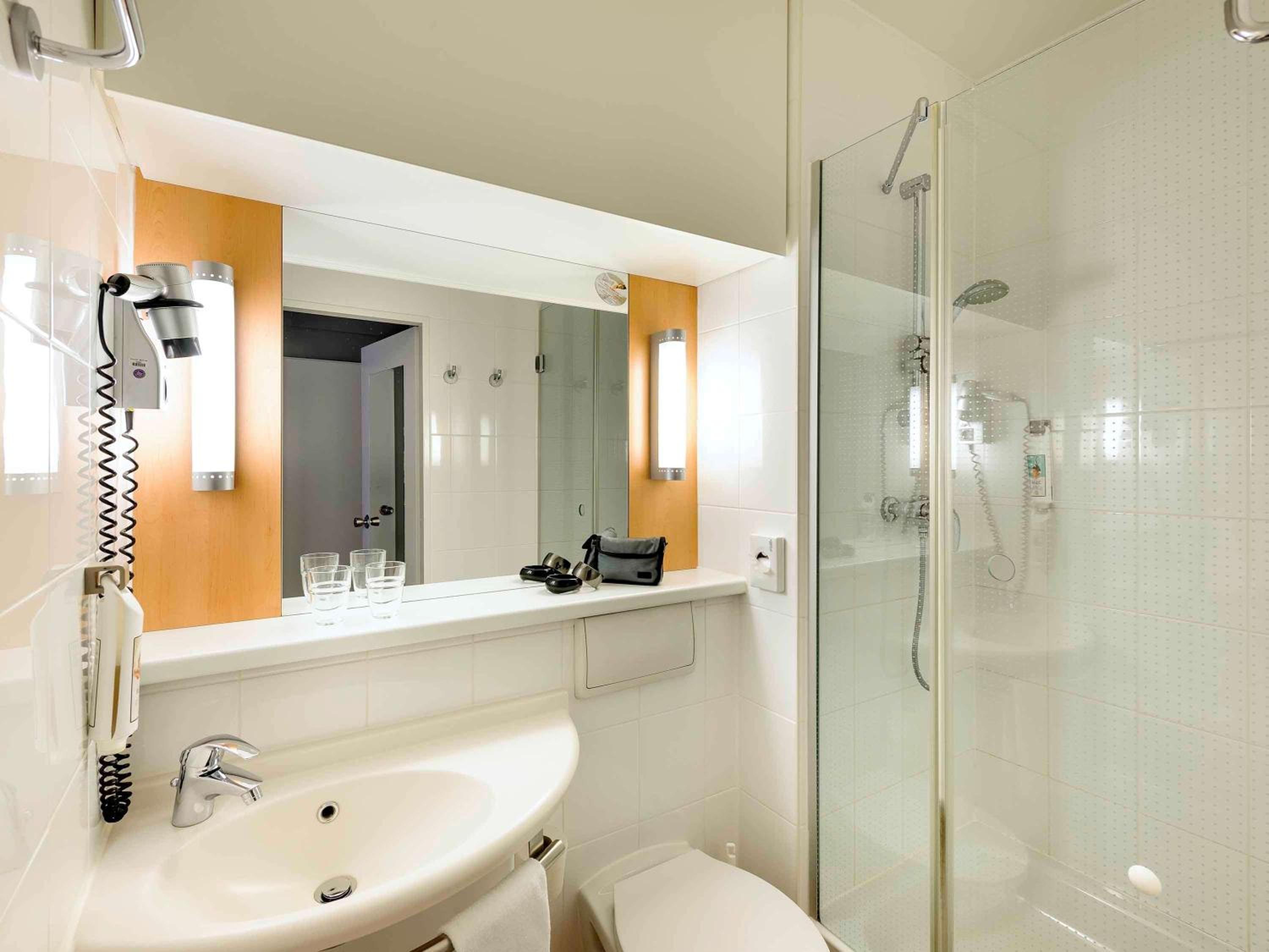 Double Room - Photo 3